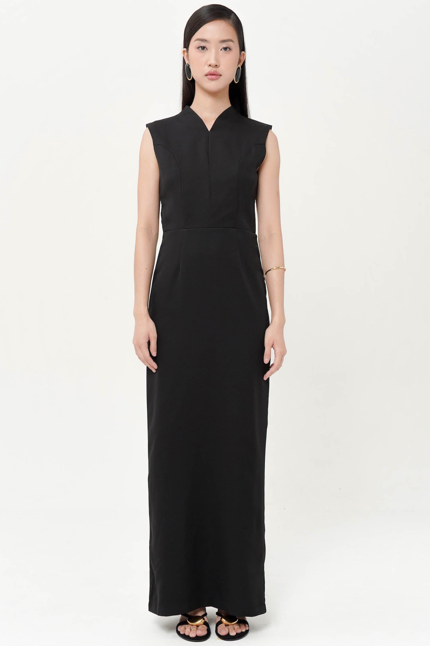 Alyssa Back Ribbon Dress In Black