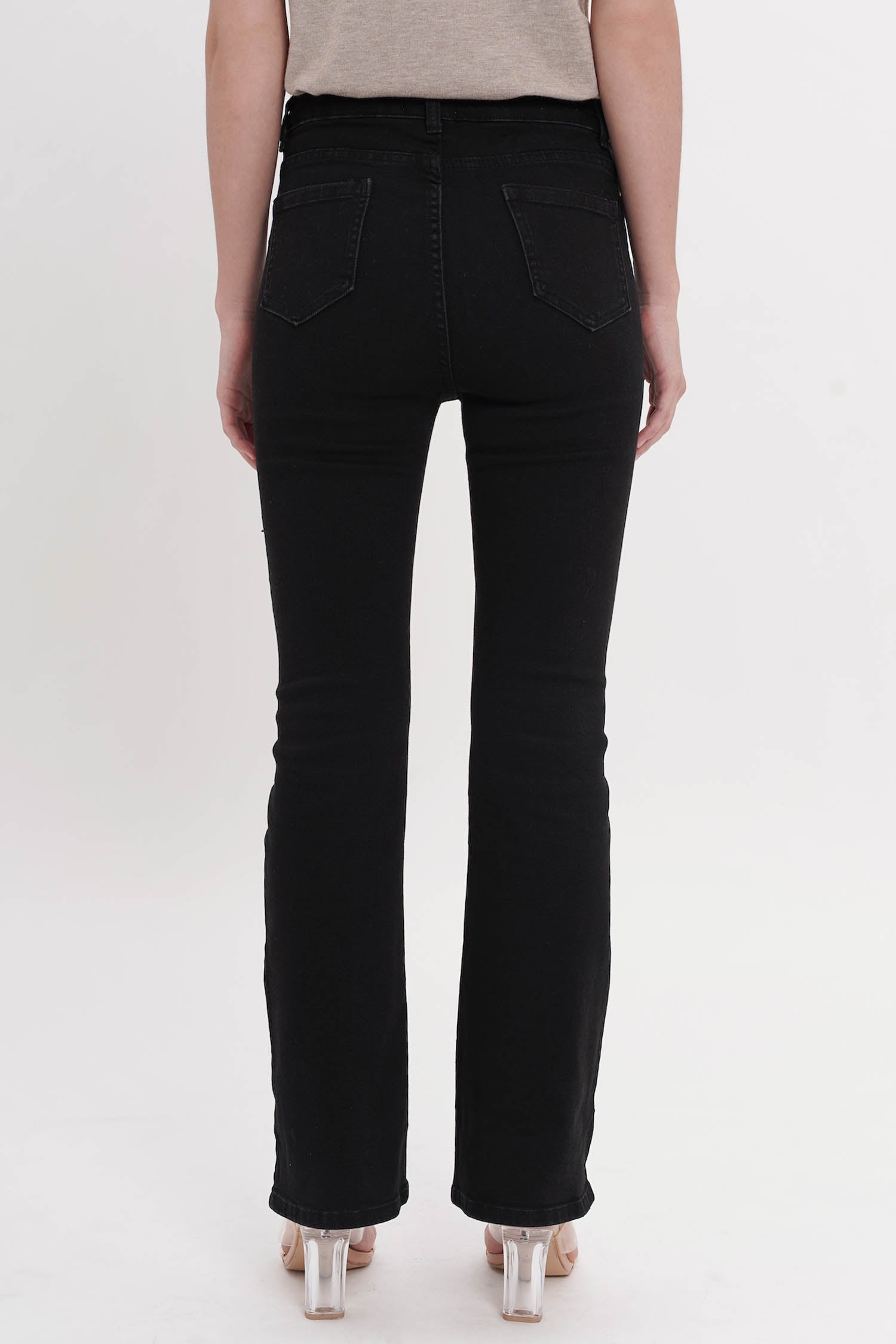 Neydi High-Waist Jeans In Black Denim (2 LEFT)