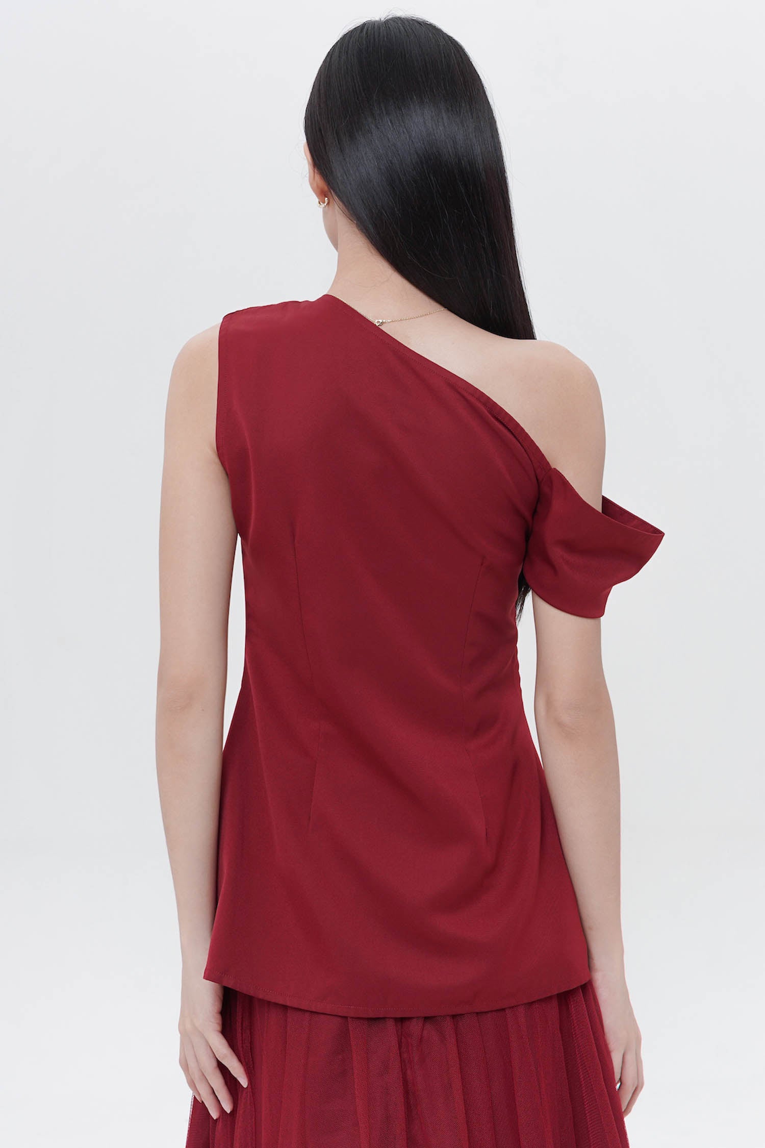 Mokki One-Shoulder Top In Maroon