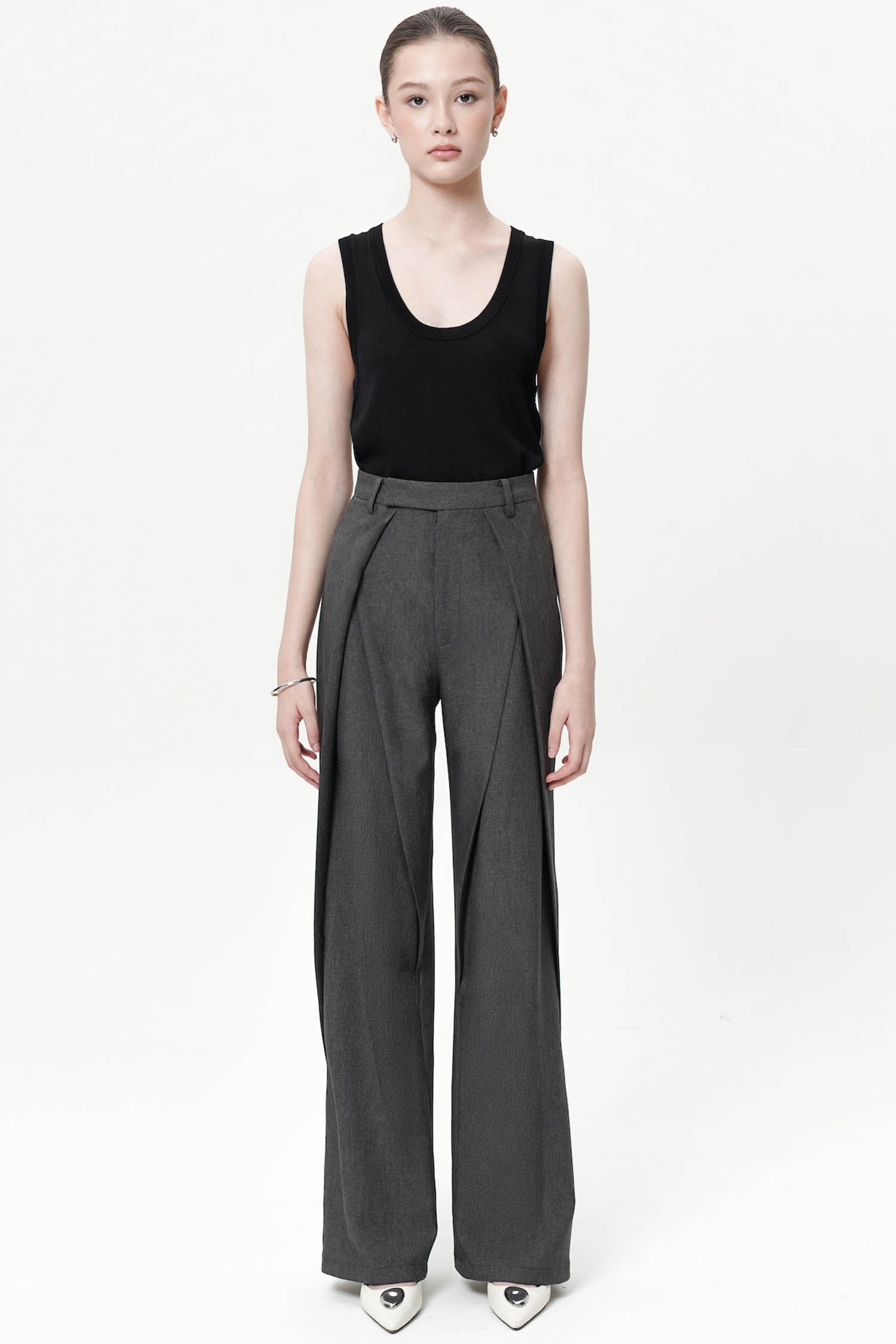 Eren Pleated Trousers In Ash Grey