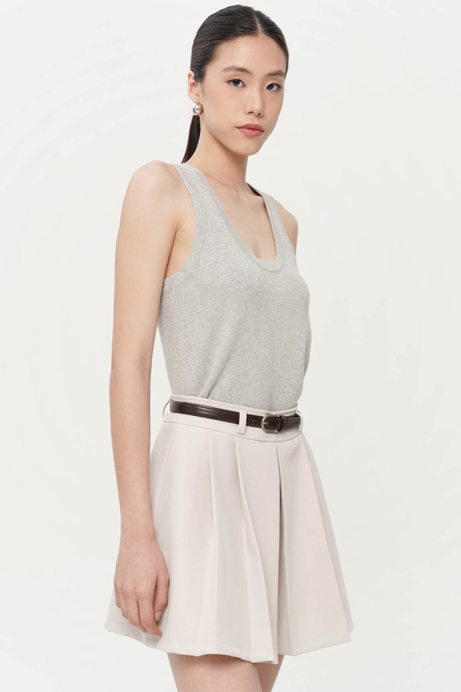 Abbie Pleated Mini Skort In Creme
