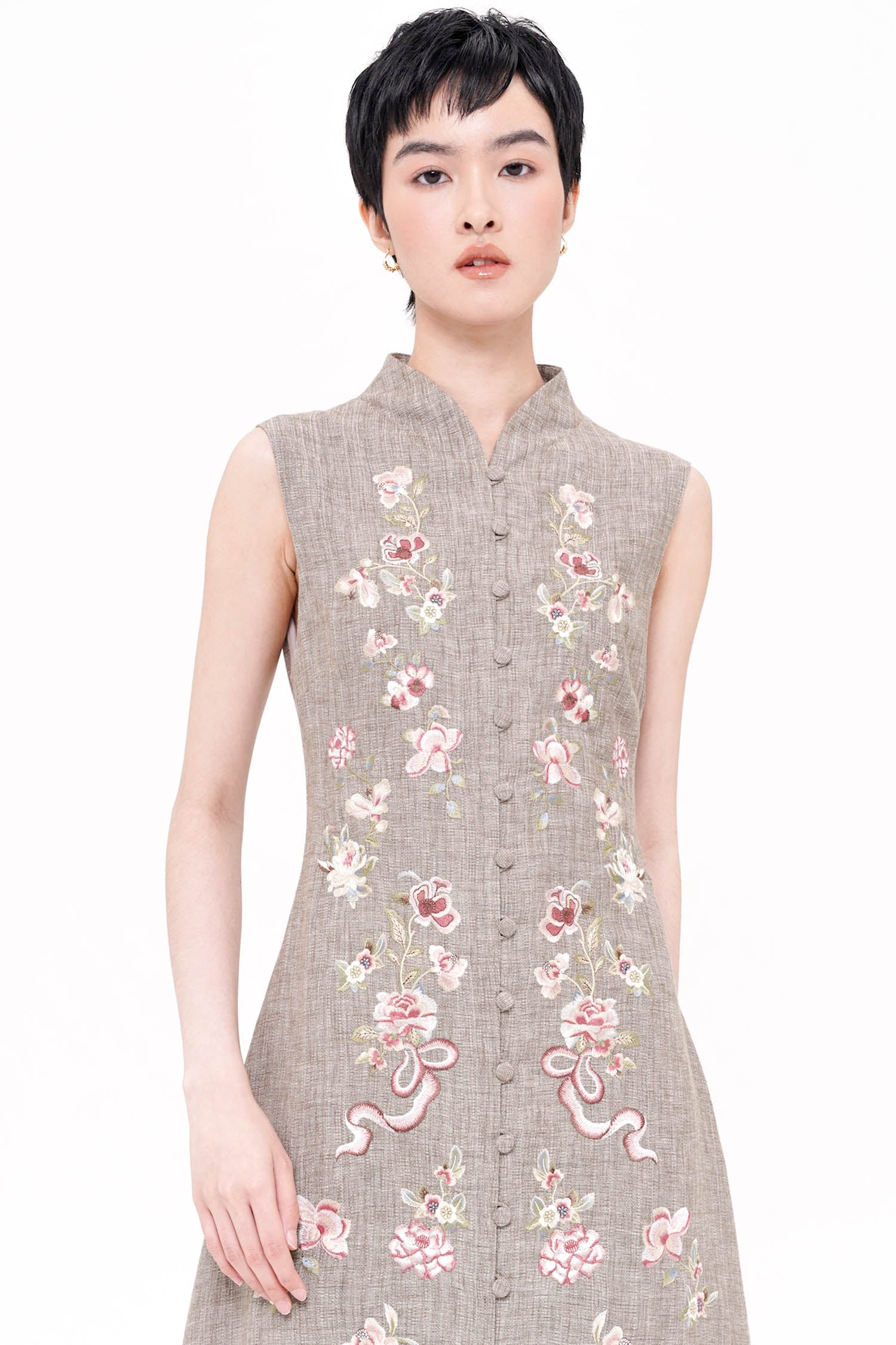 Lian Maxi Embroidered Dress In Ash Brown