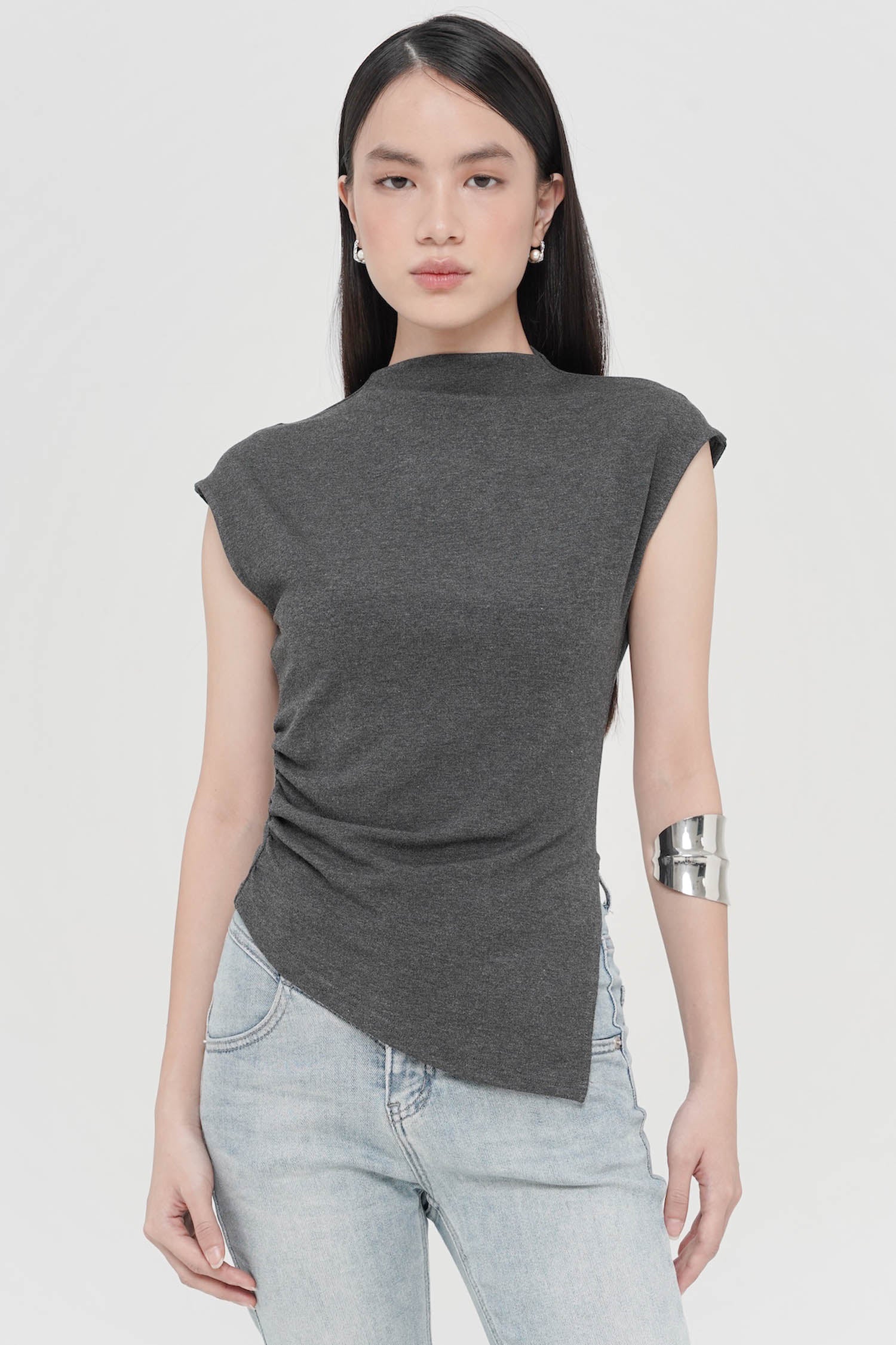 Idra Ruched Top In Dark Grey