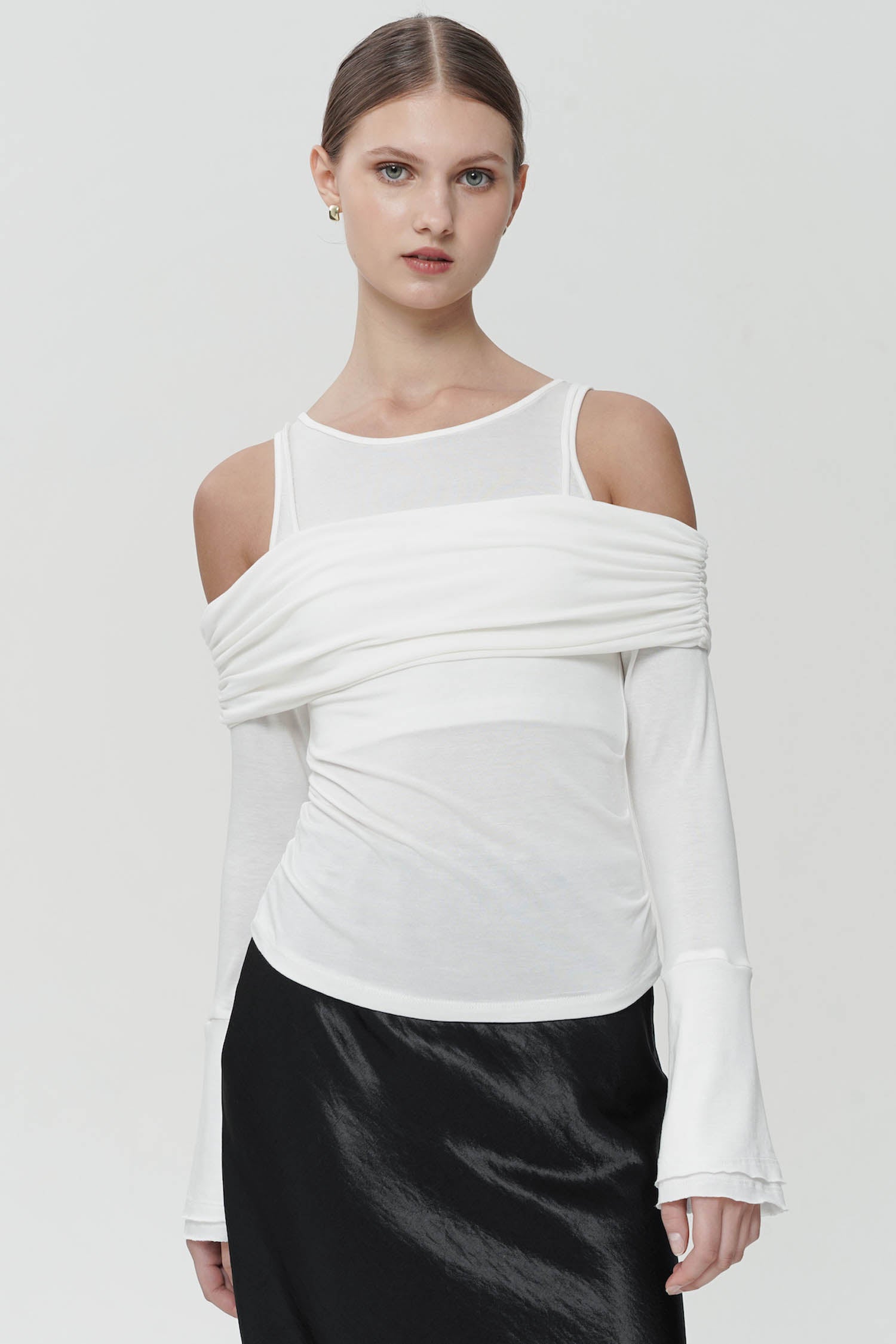 Keyes Off-shoulder Top In White