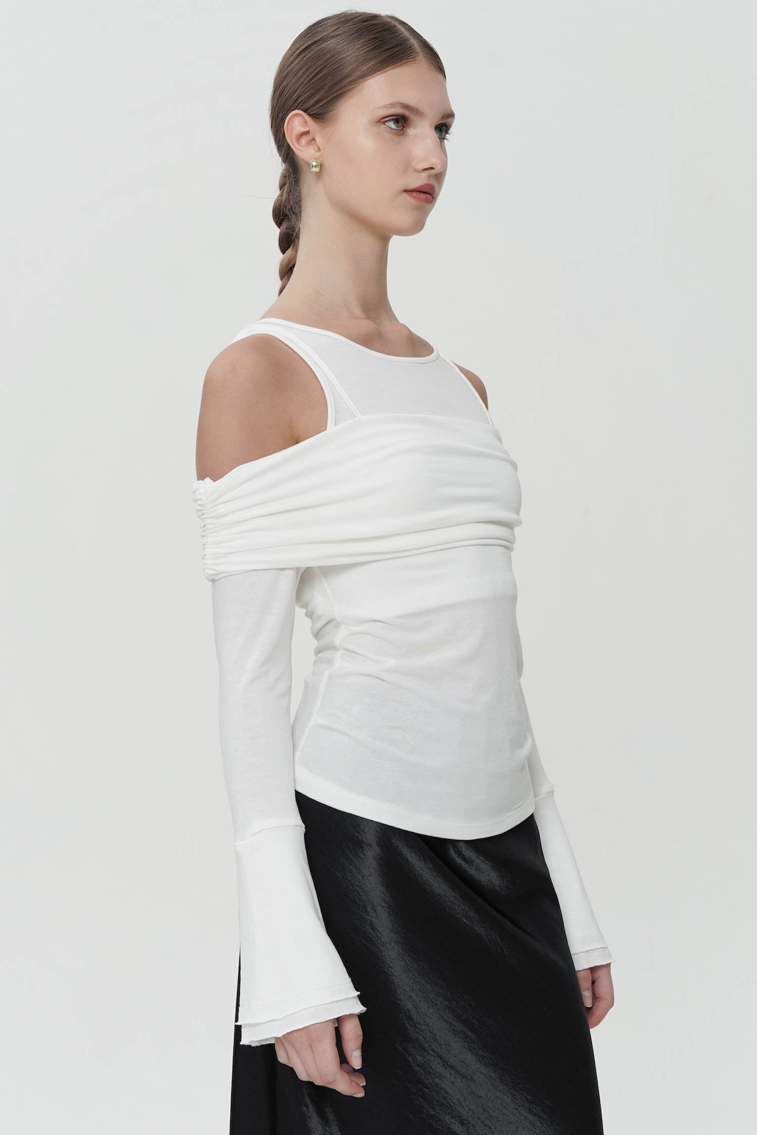 Keyes Off-shoulder Top In White (5 LEFT)