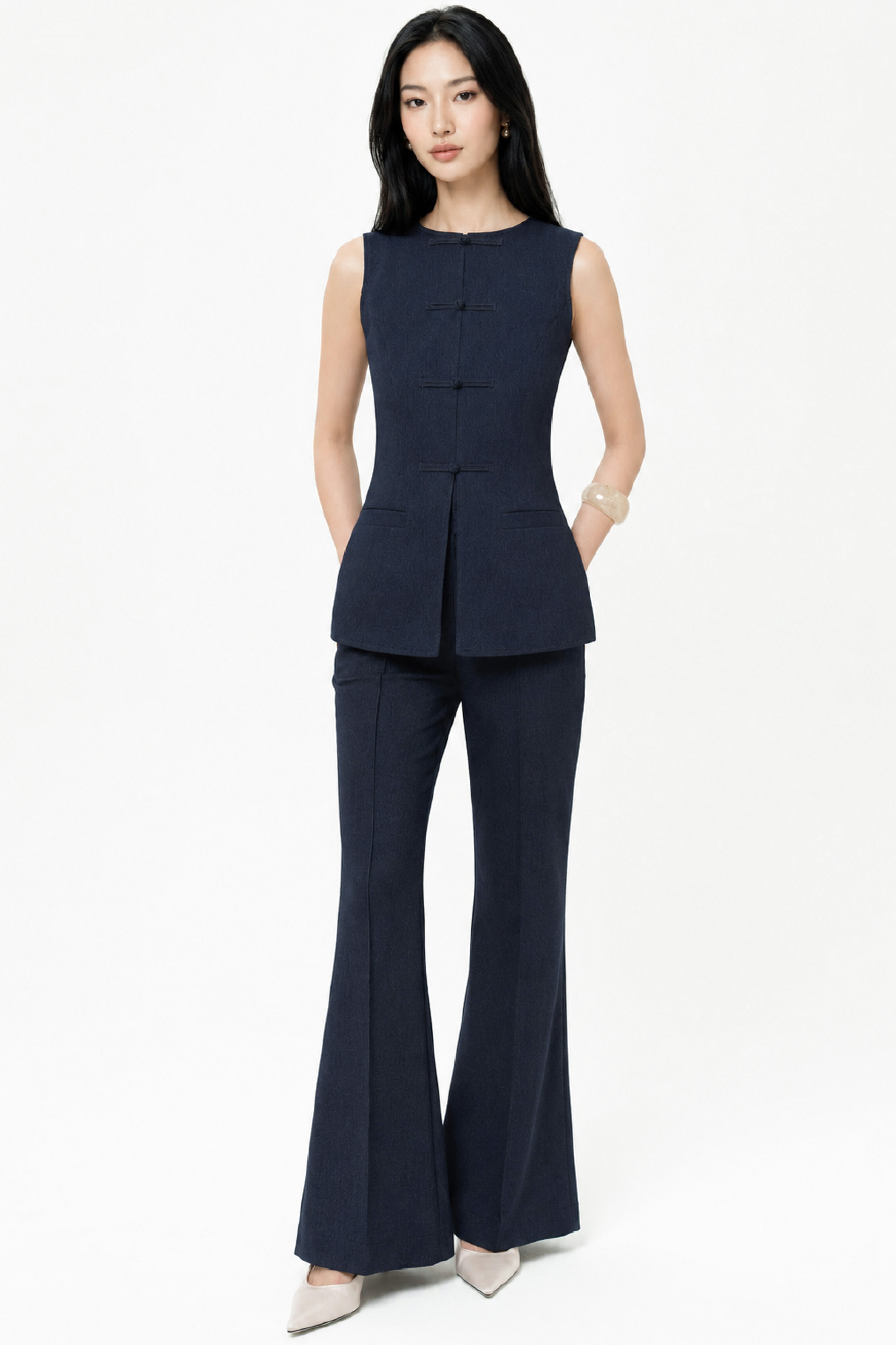 Jiang Straight Pants In Denim