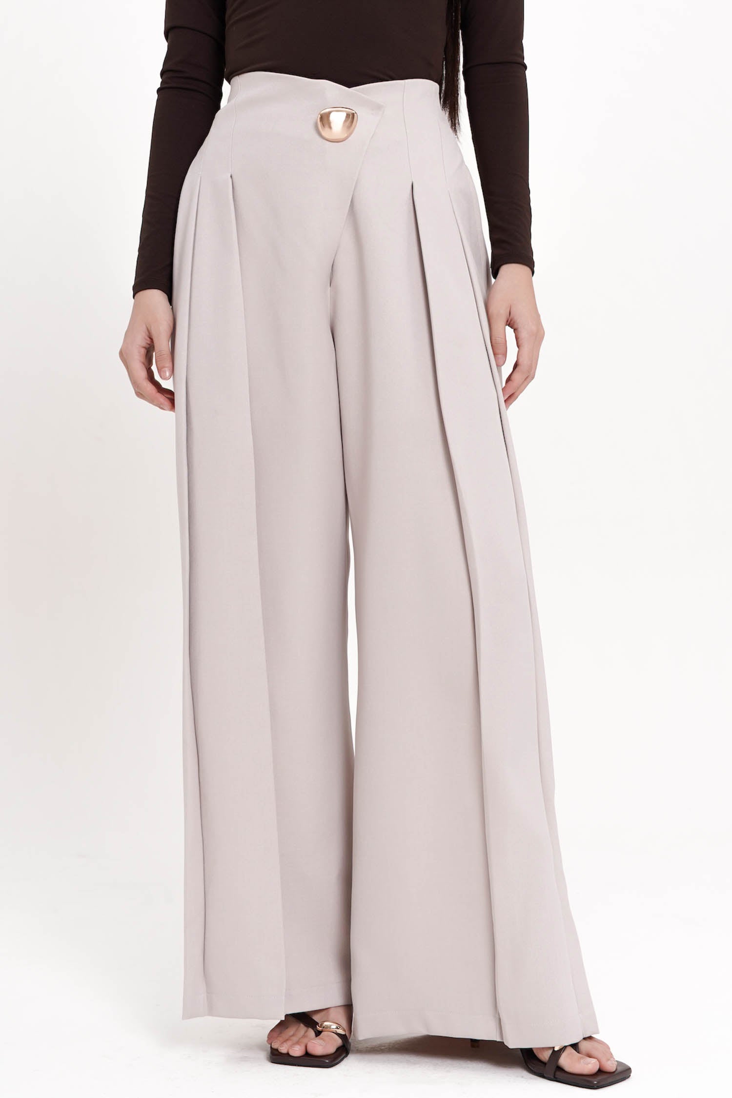 Brinley V-waist Pleated Wide-Legged Pants In Oat