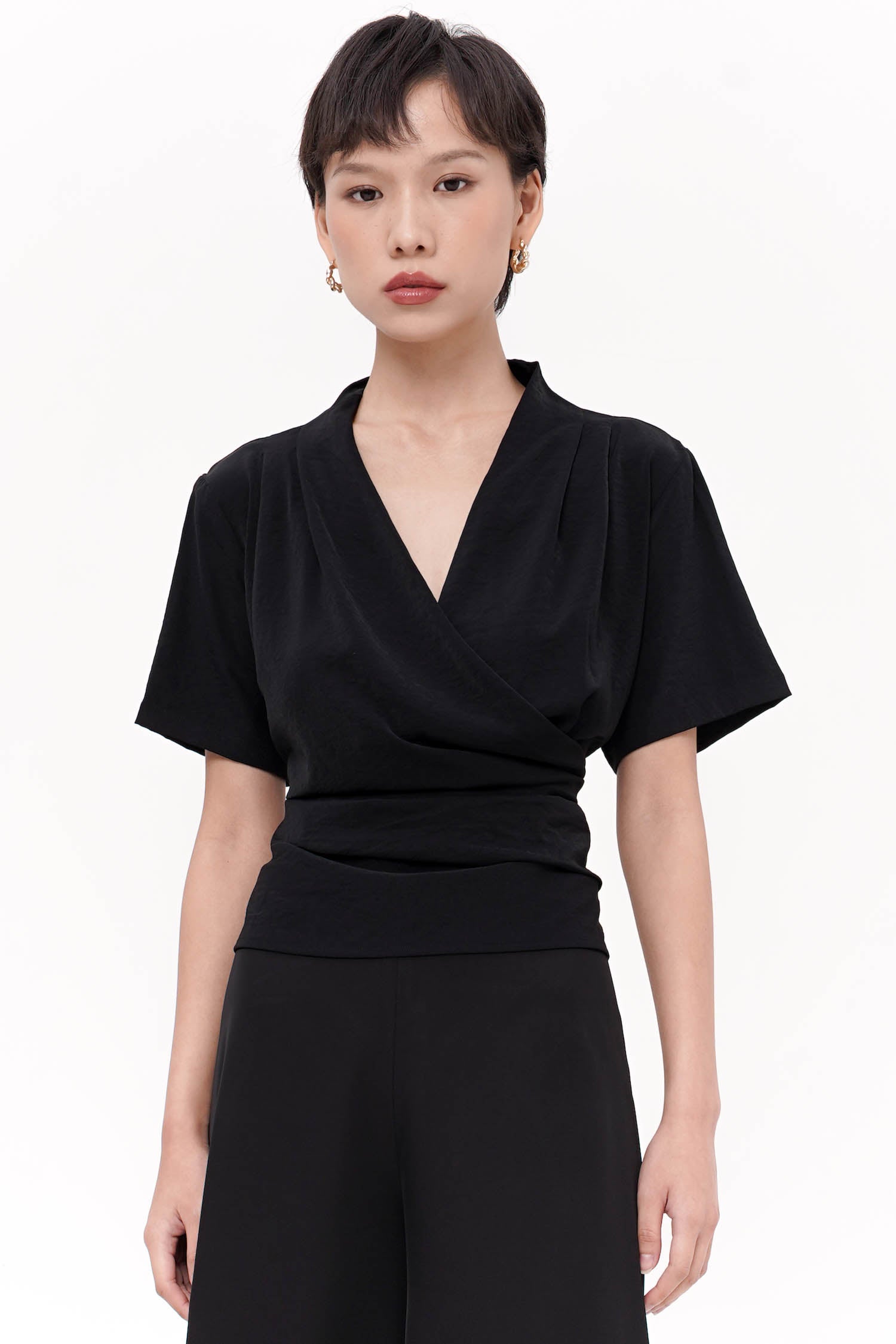 Champ Wrap Top In Black