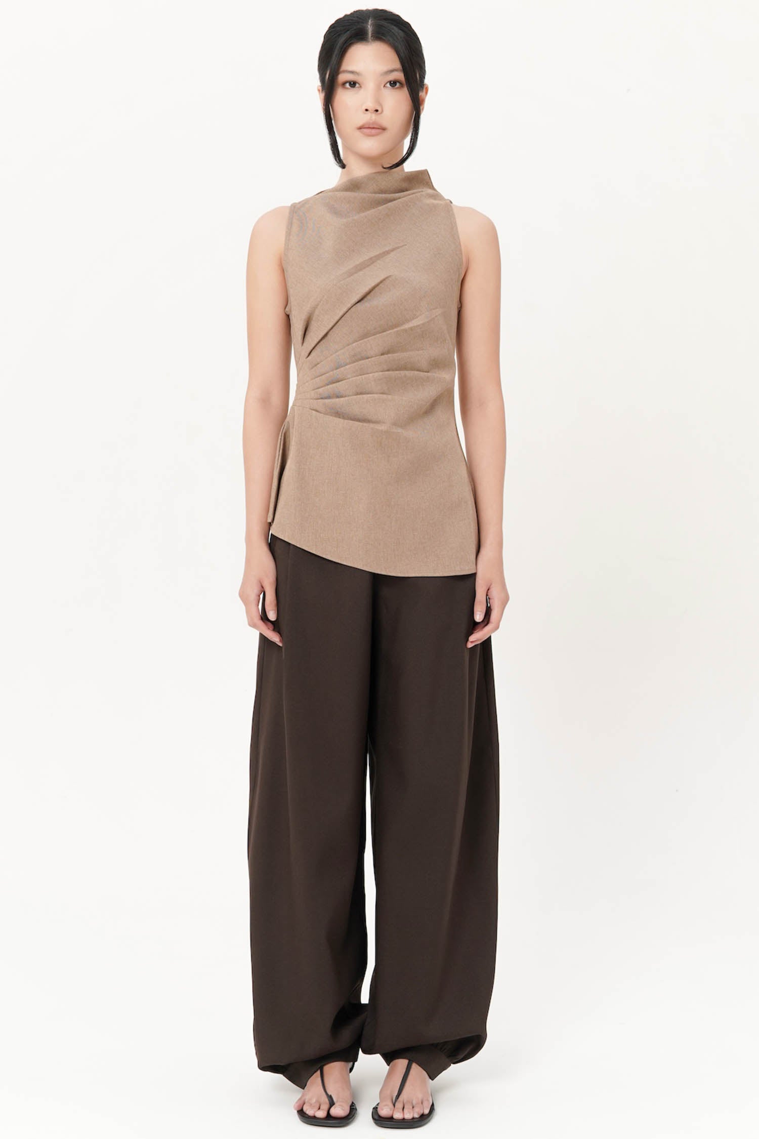 Vailla Cinched Top In Latte