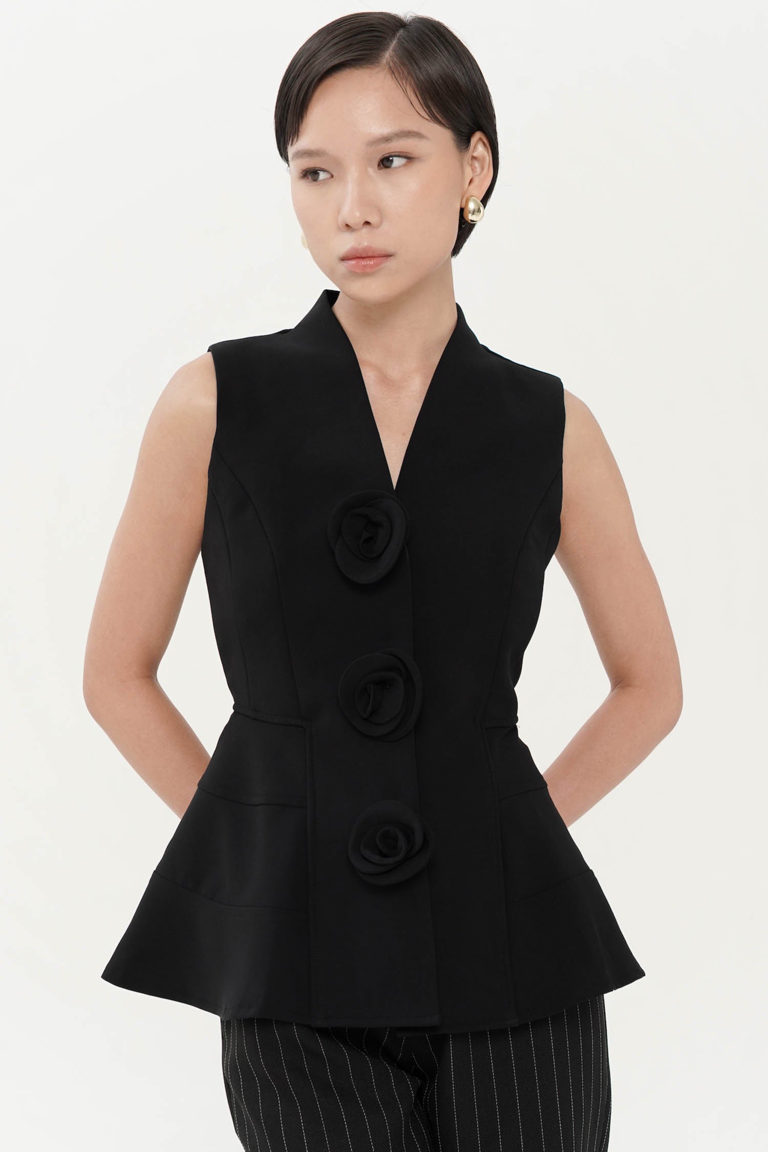 Florian Flora Appliqued Top In Black