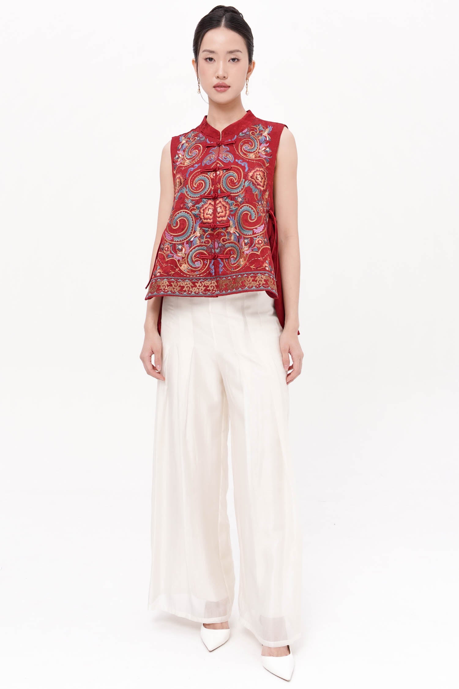 Yumei Qipao Vest In Maroon