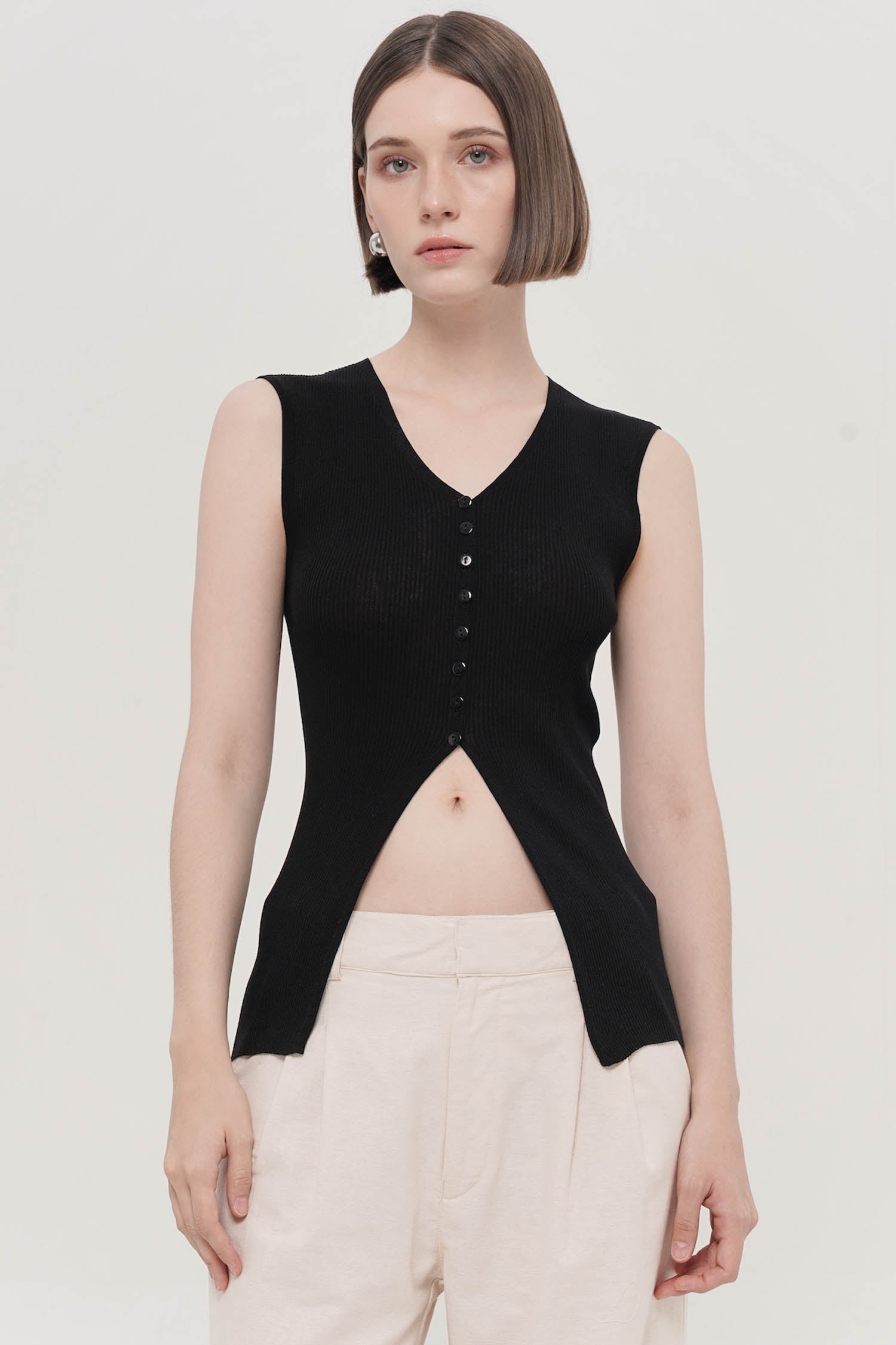 Vusen Top in Black (1 LEFT)