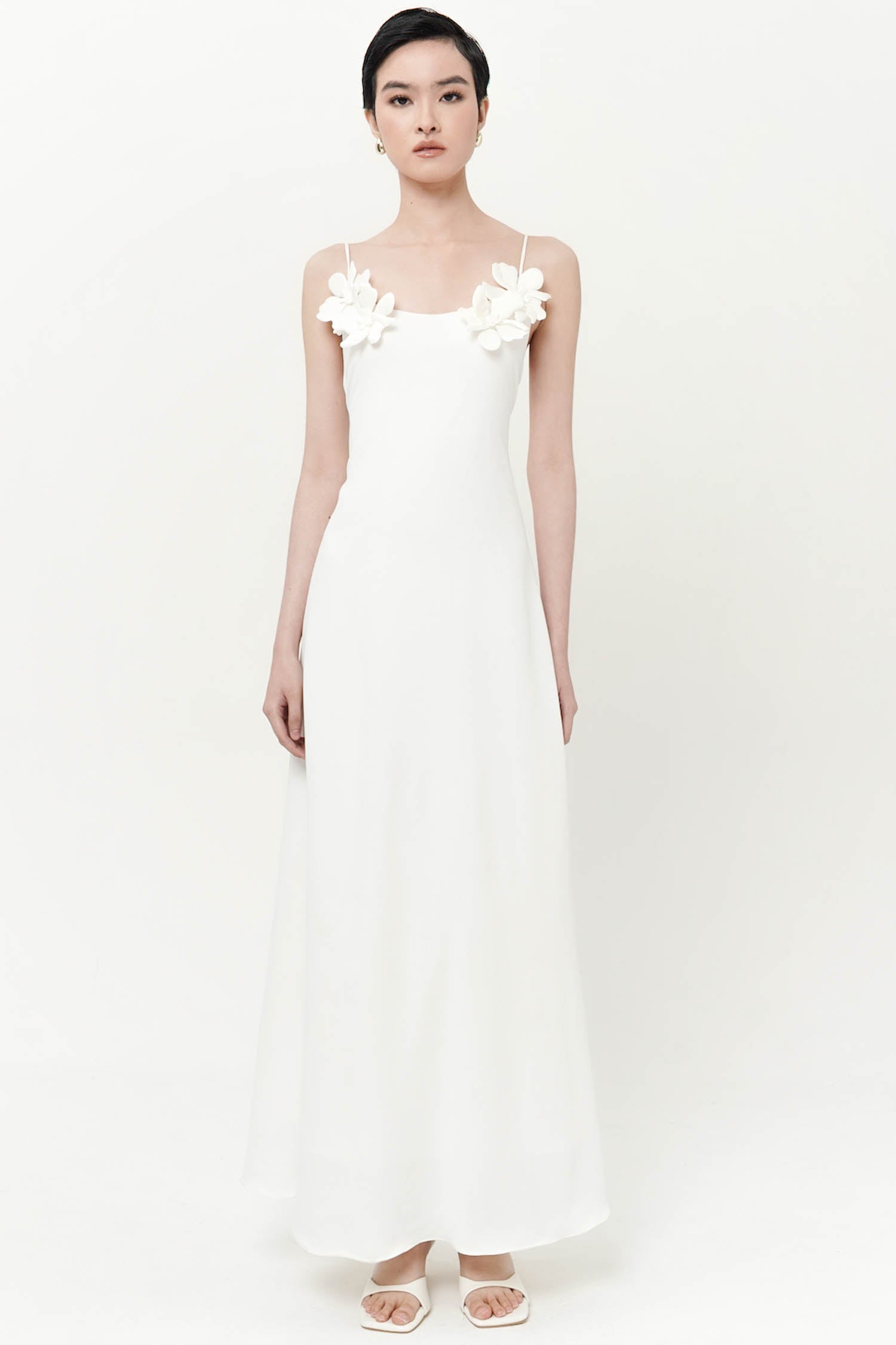 Dory Floral Maxi Dress In Silky White