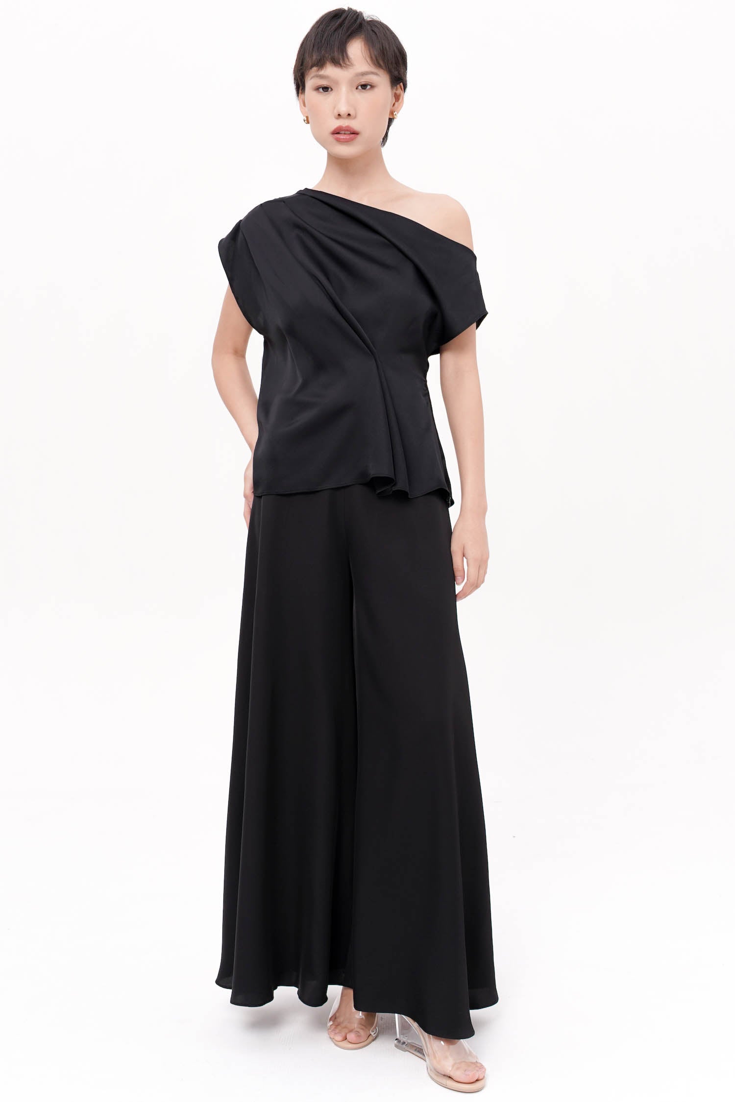 Richell Asymmetrical Top In Black