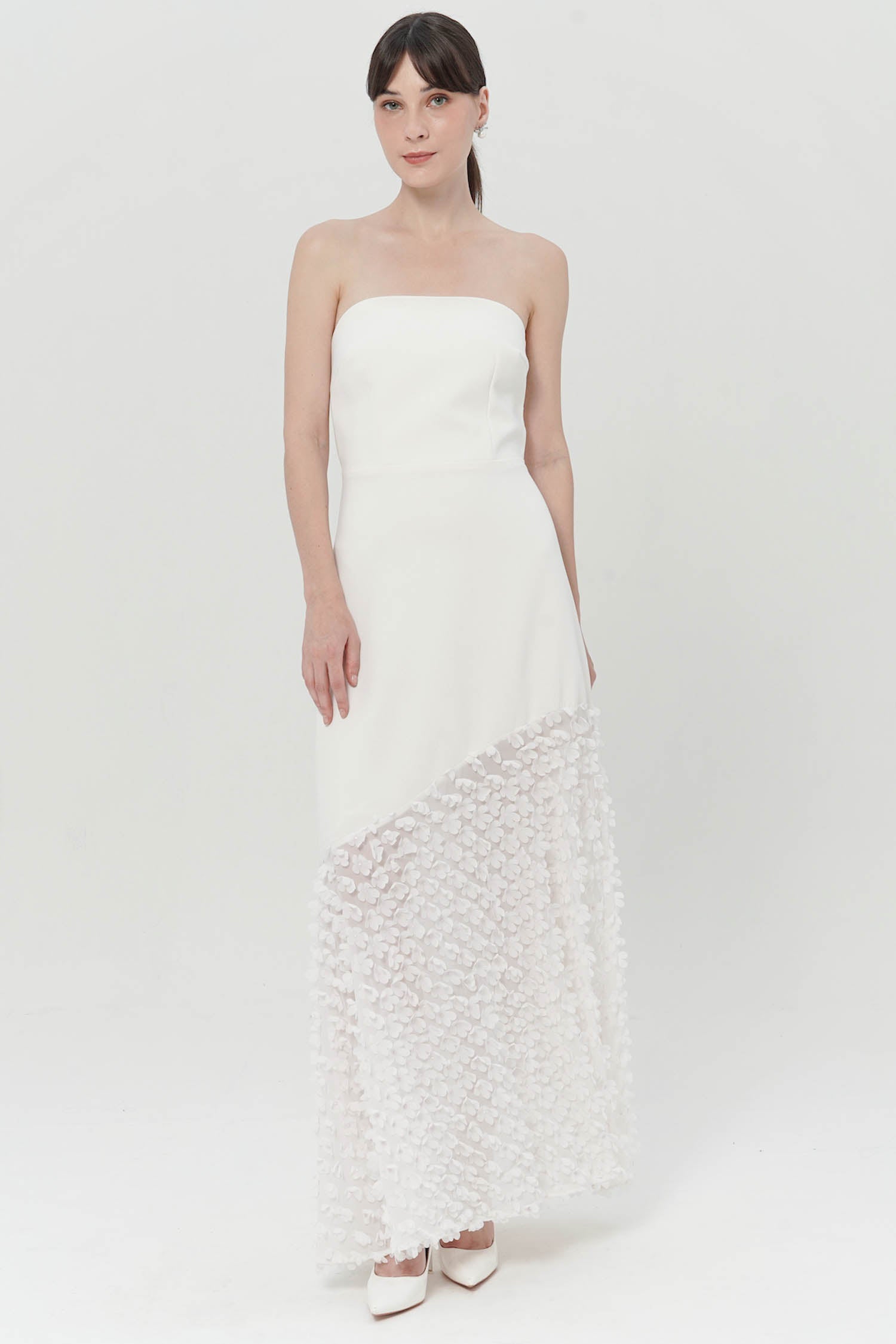 Cullen Embellished Long Gown In Broken White