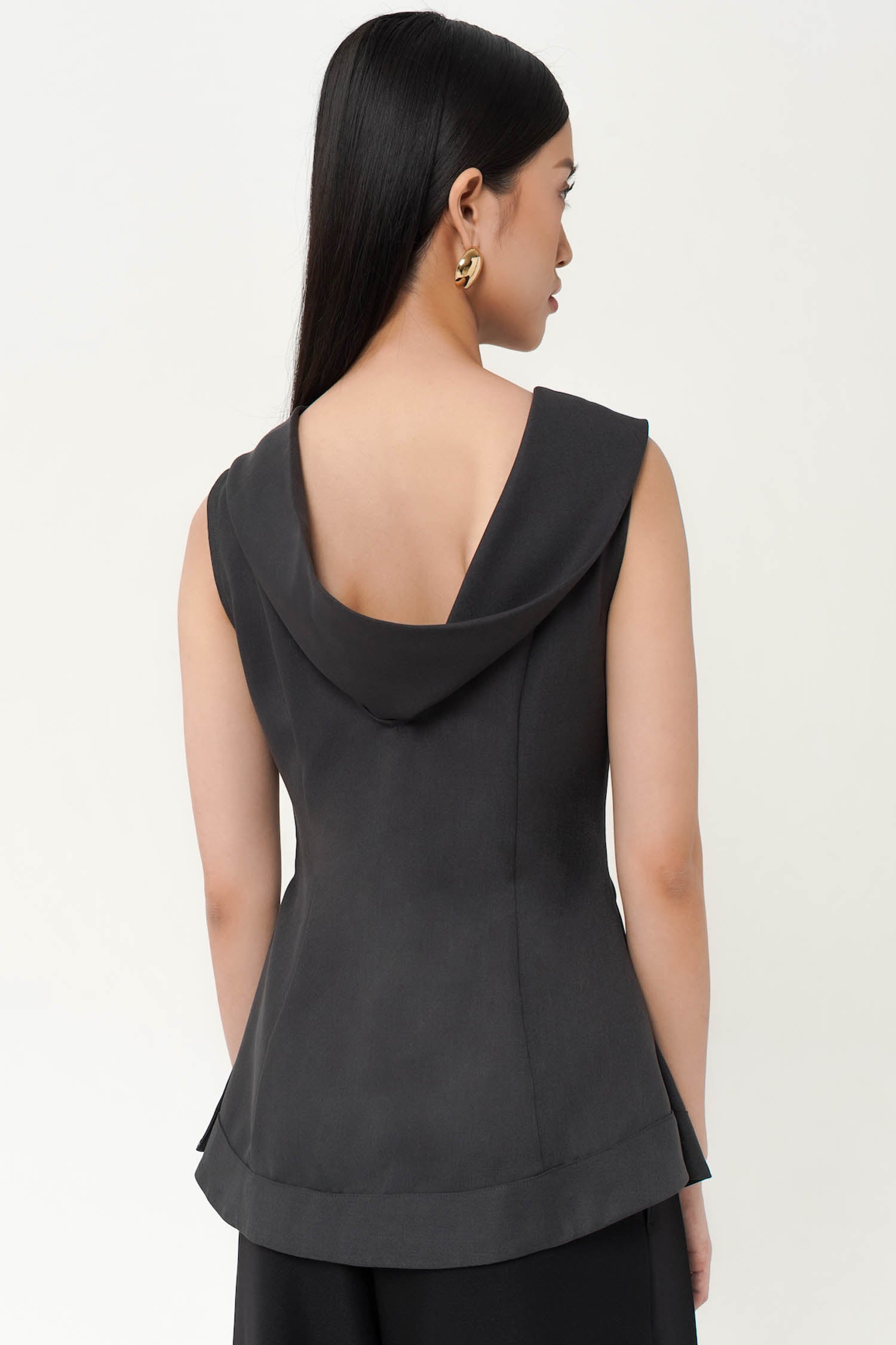 Tacey Twist Shawl Neck Top In Charcoal