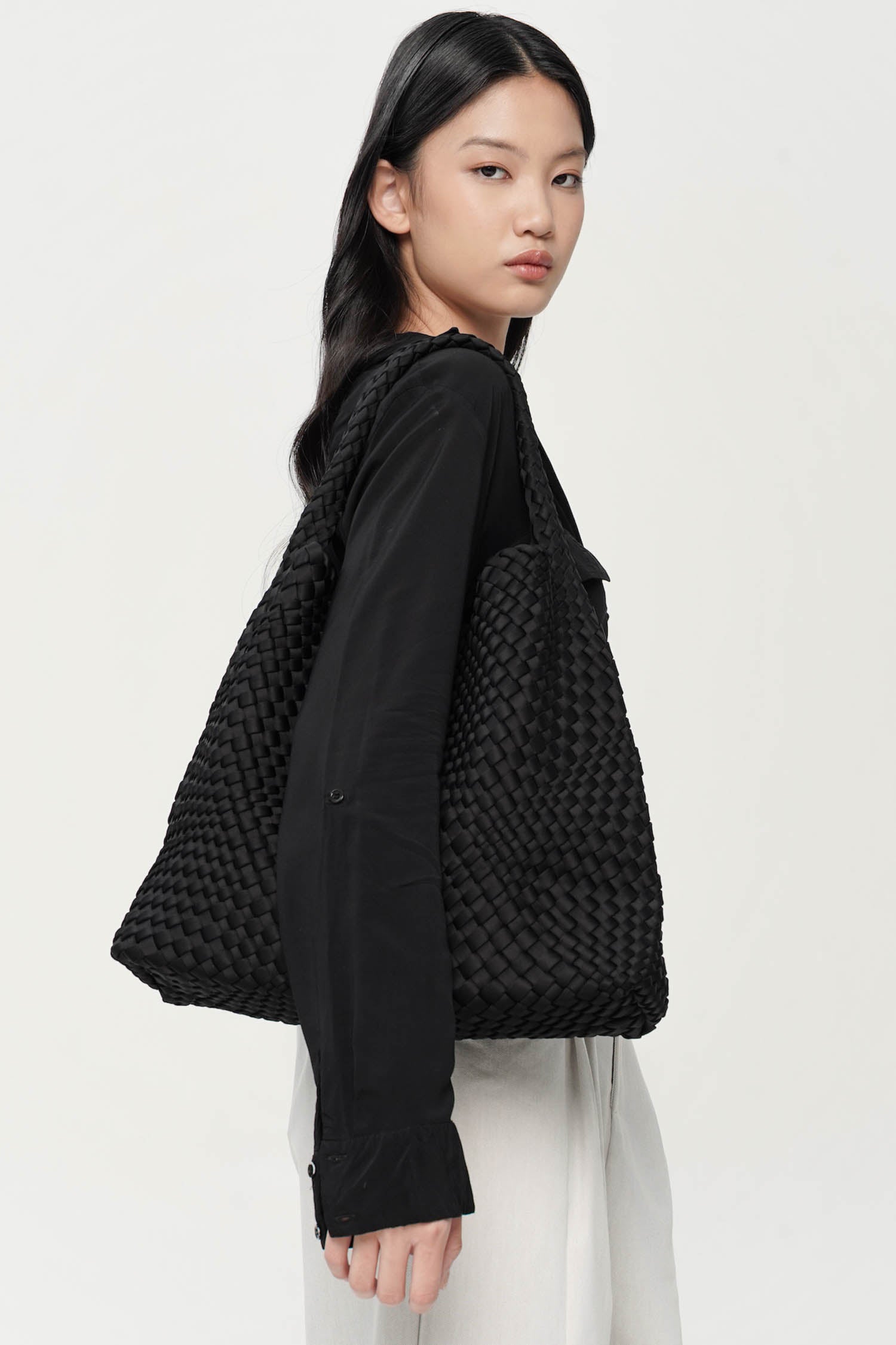 Leora Tote In Black
