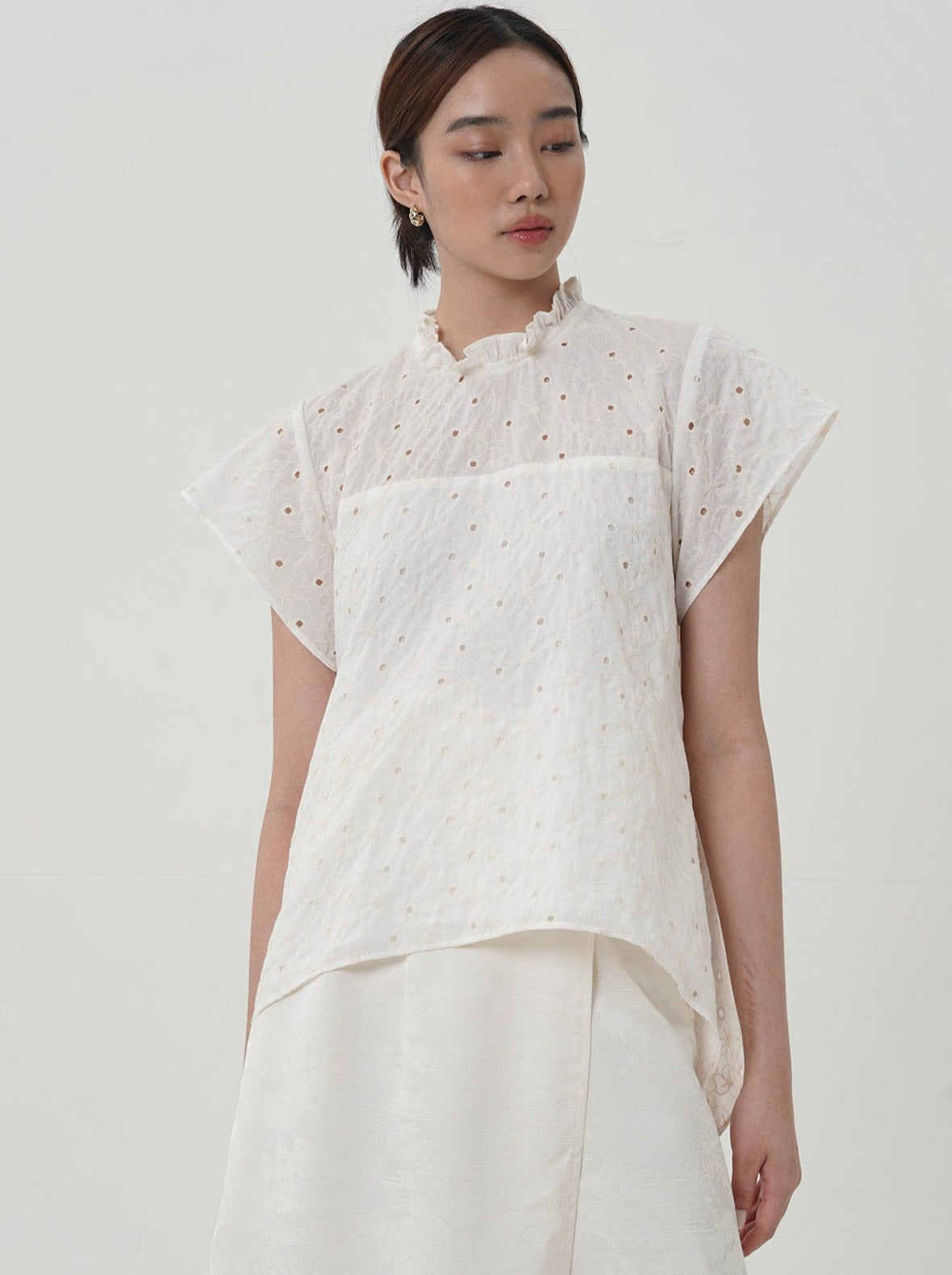 Asra Embroidery Top In Broken White