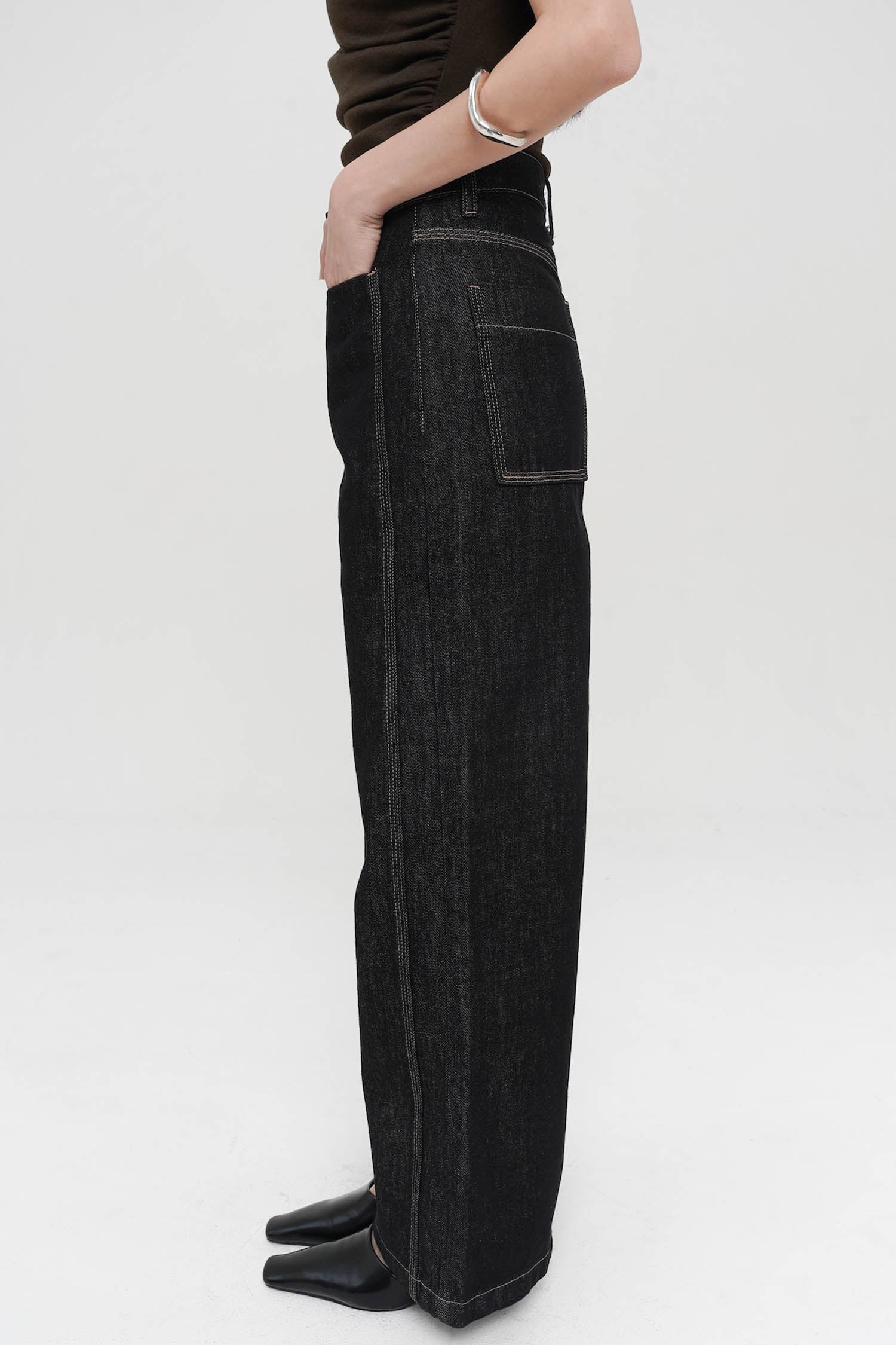 Anxi Wide-Leg Jeans In Black