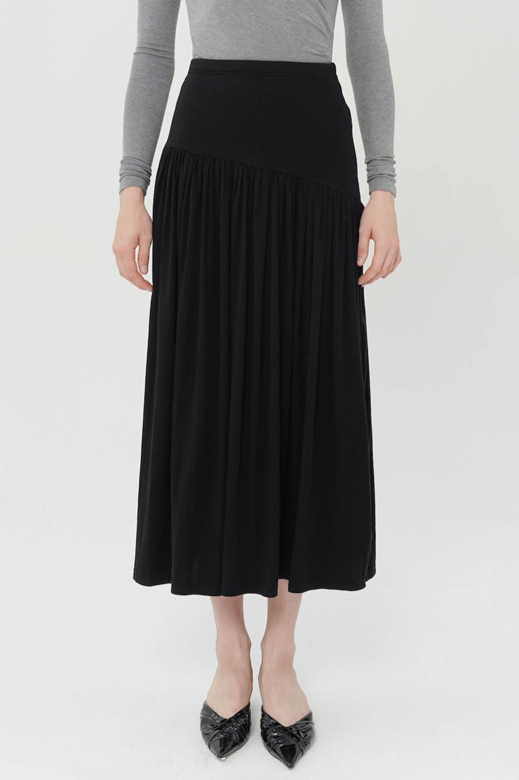 Chobi Midi Skirt In Black (4 LEFT)