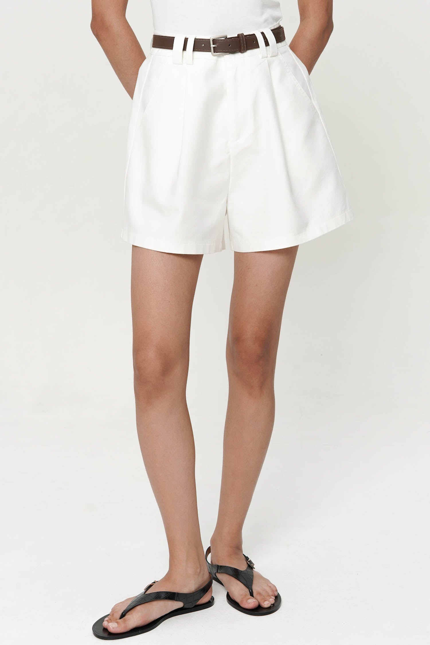 Crocetta Shorts In White