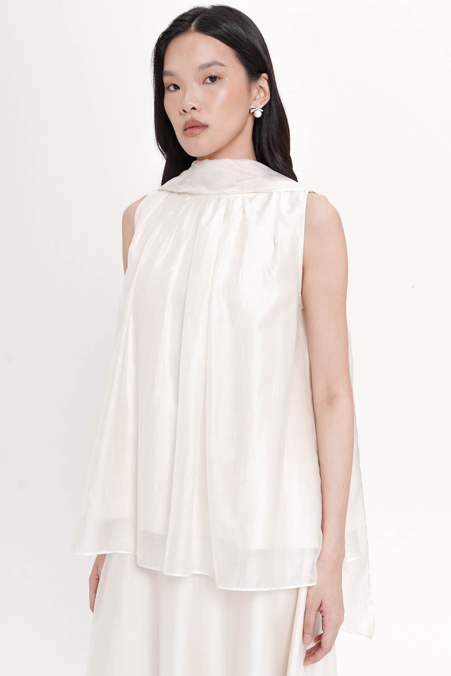 Beaufort Loose Top In Porcelain