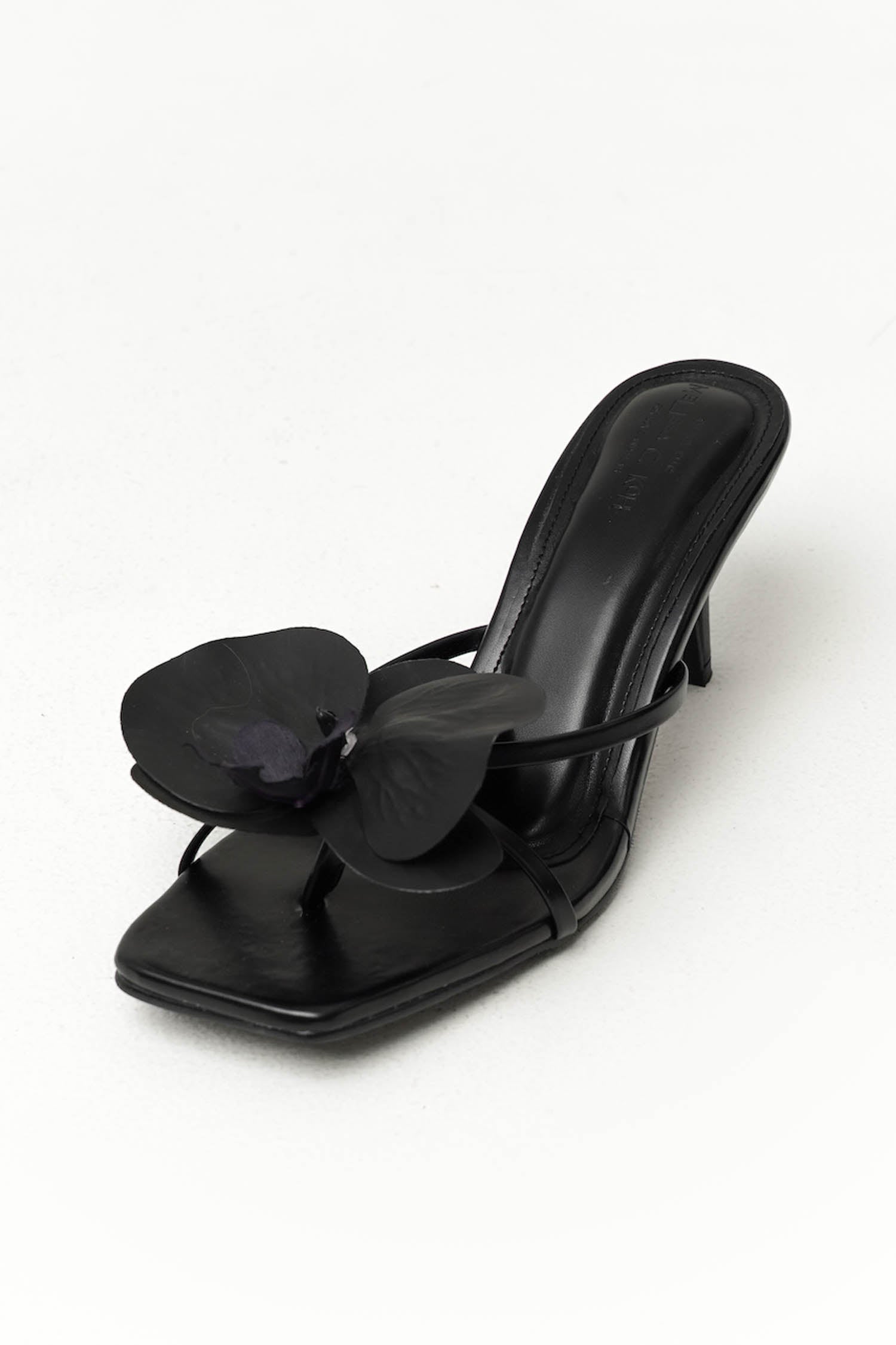 Flora Heels In Black