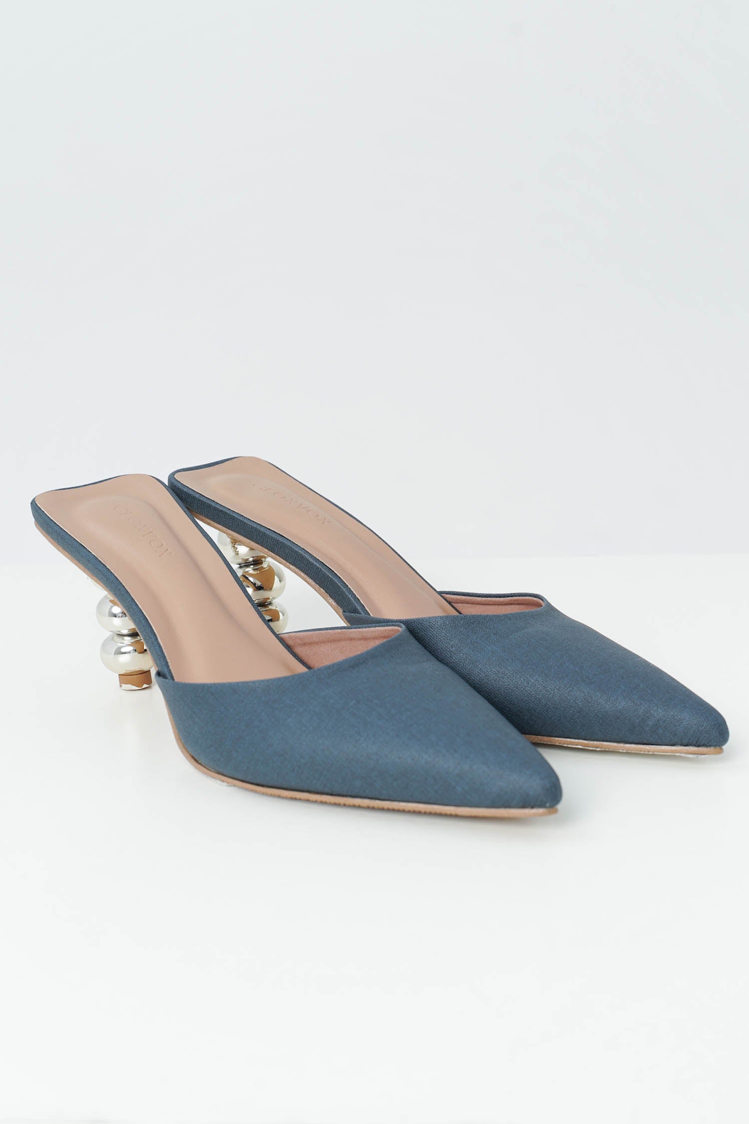 Cove Heels In Navy