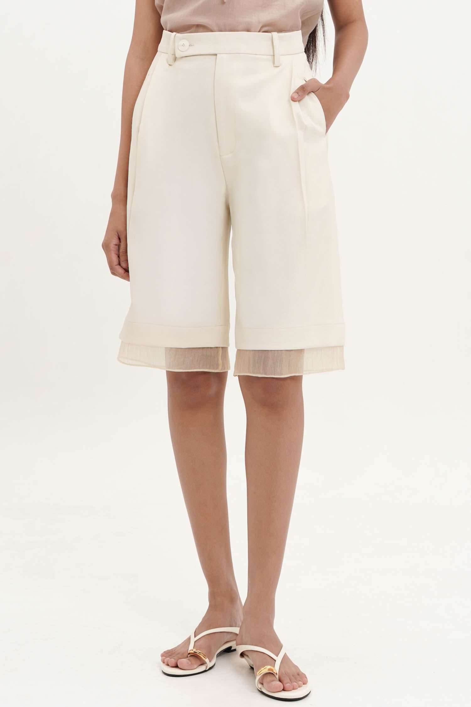 Crete Bermuda Pants In Porcelain