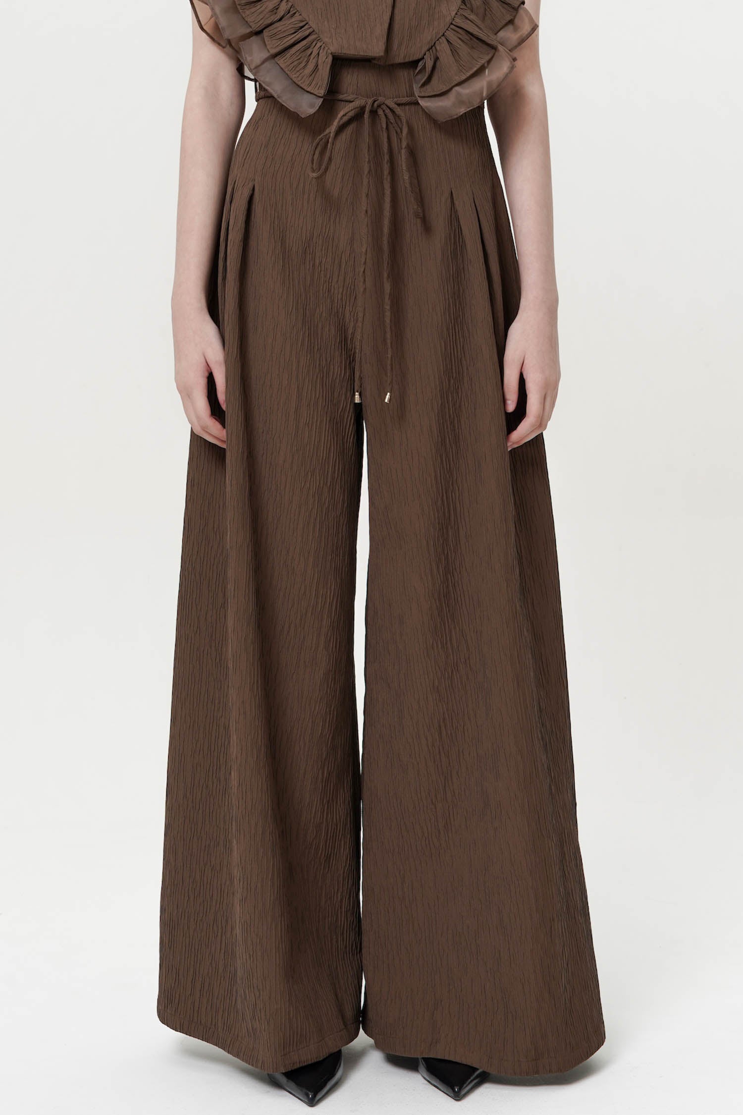 Carson Pants in Dark Brown