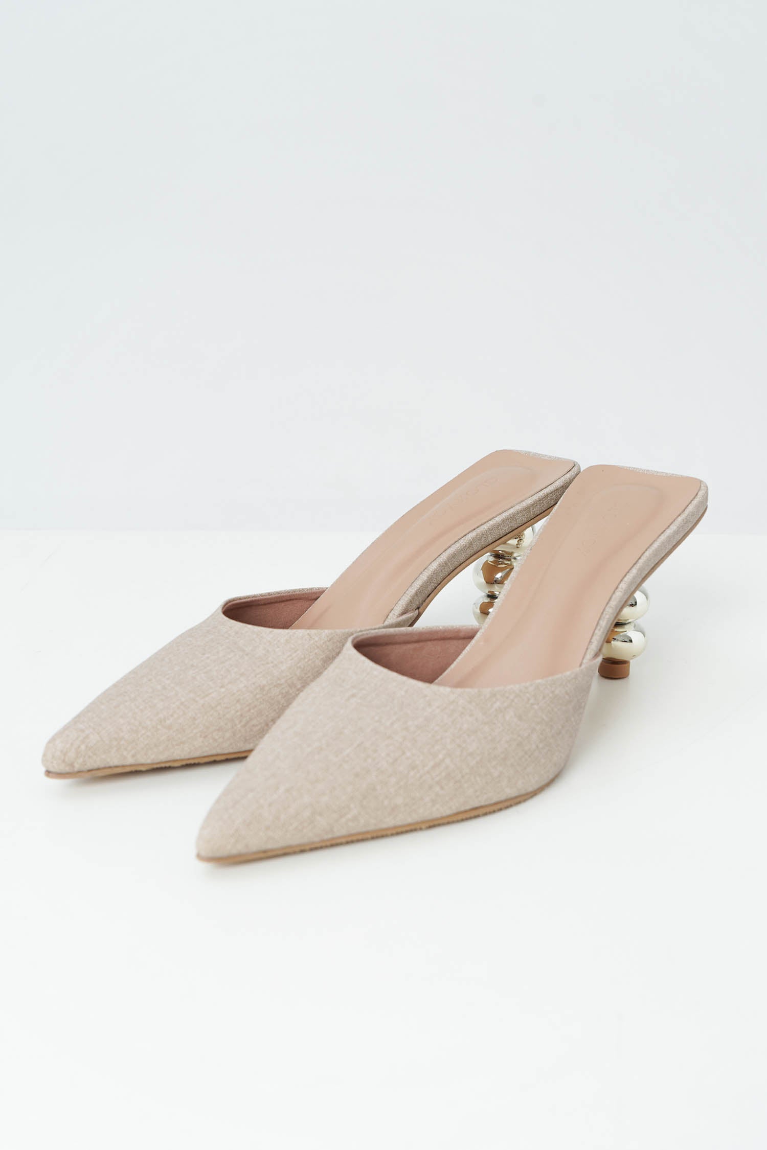 Cove Heels In Beige (LAST PIECES)