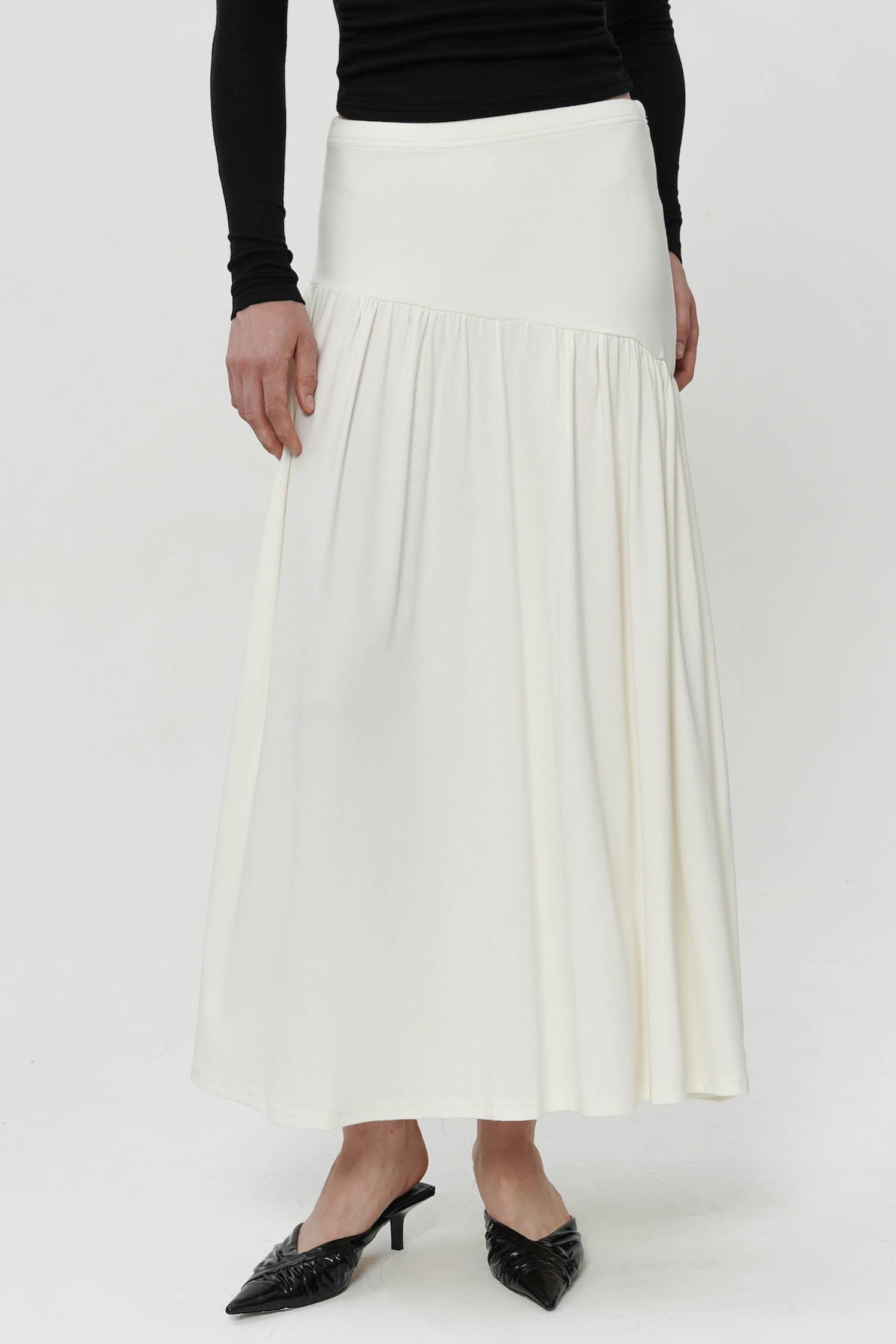 Chobi Midi Skirt In Creme