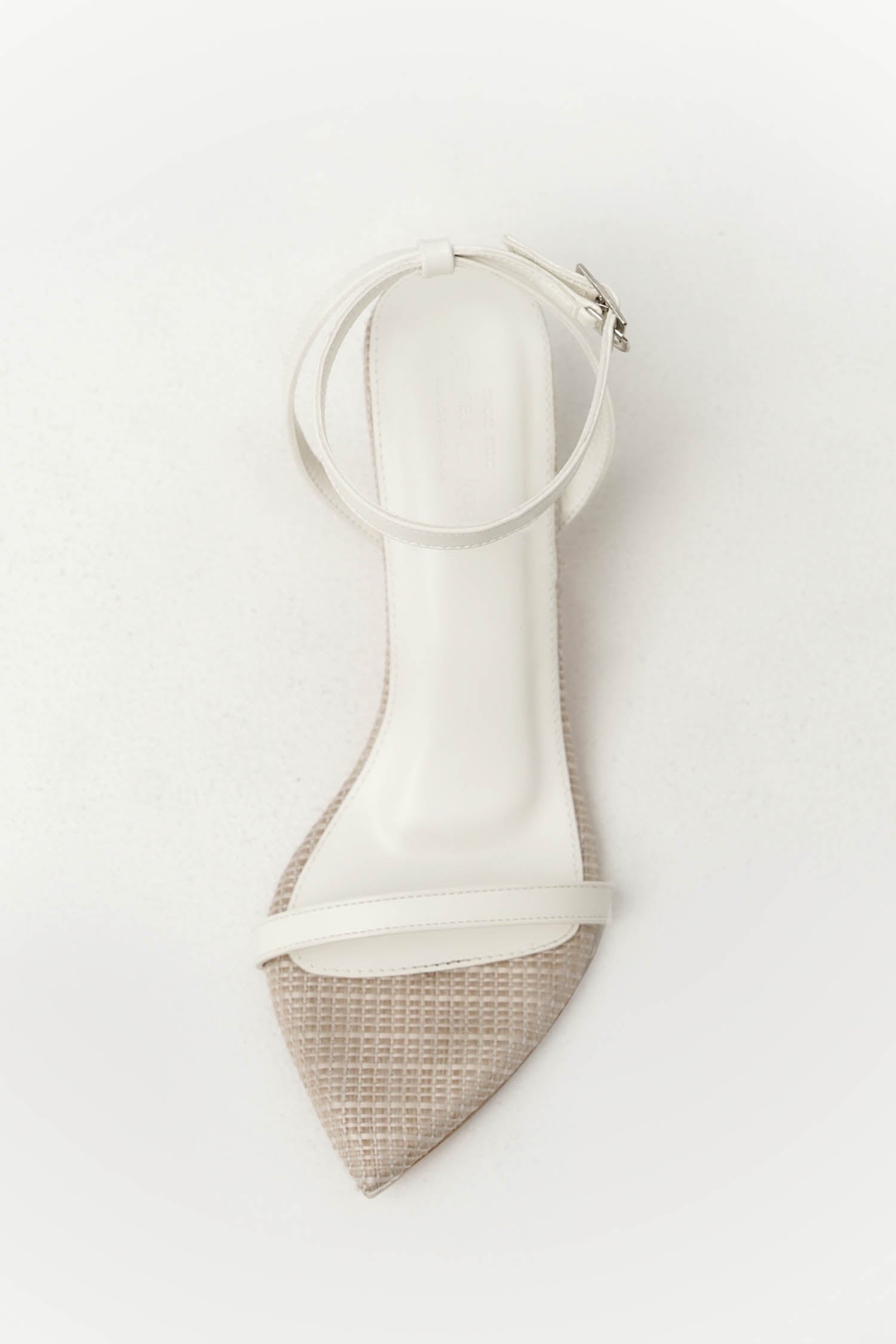 Mel Heels Resort In White