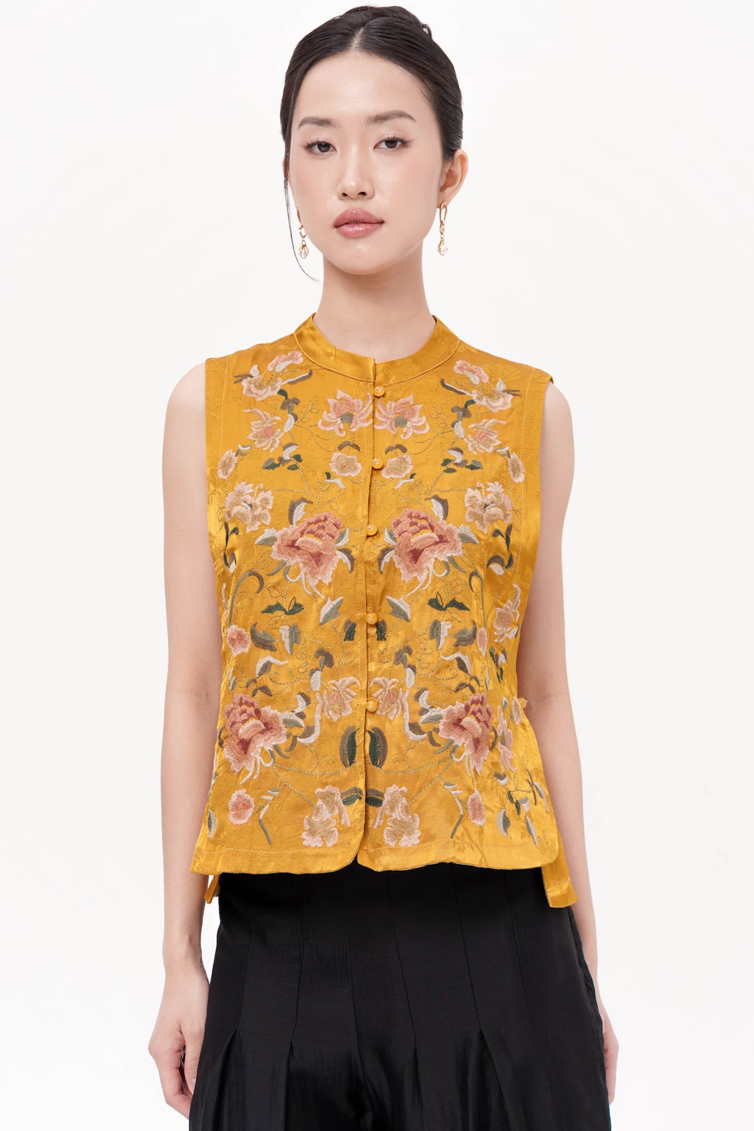Lihua Qipao Vest In Golden Brown