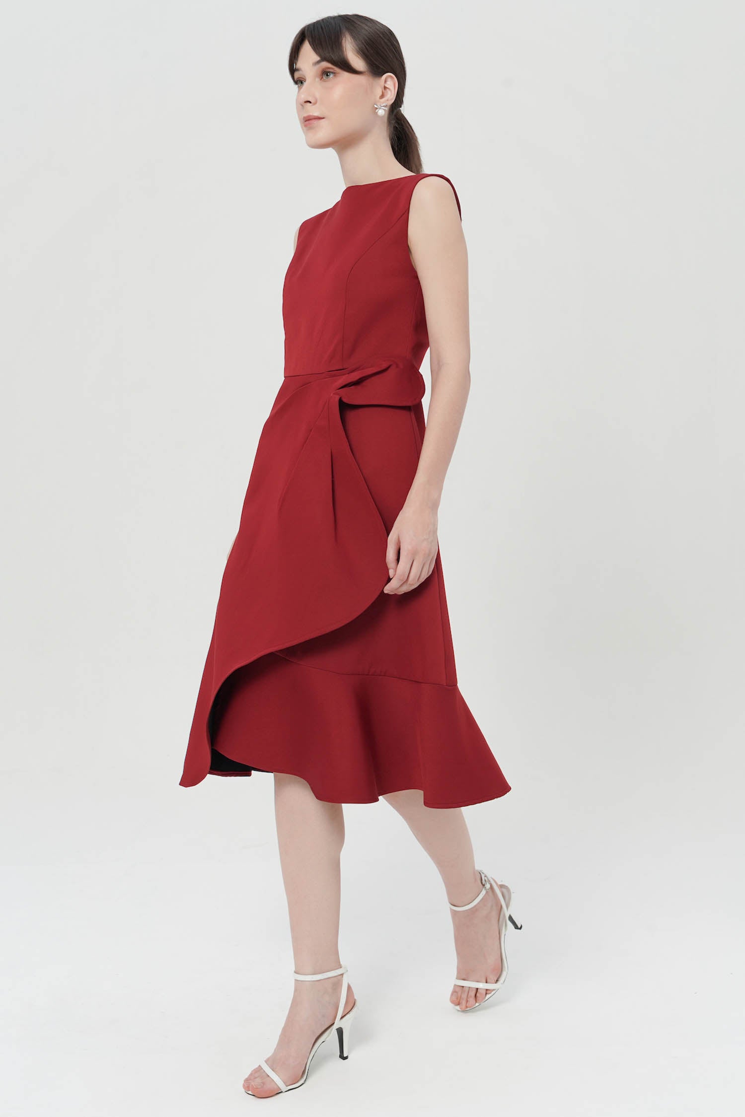 Libbi Midi Dress In Maroon