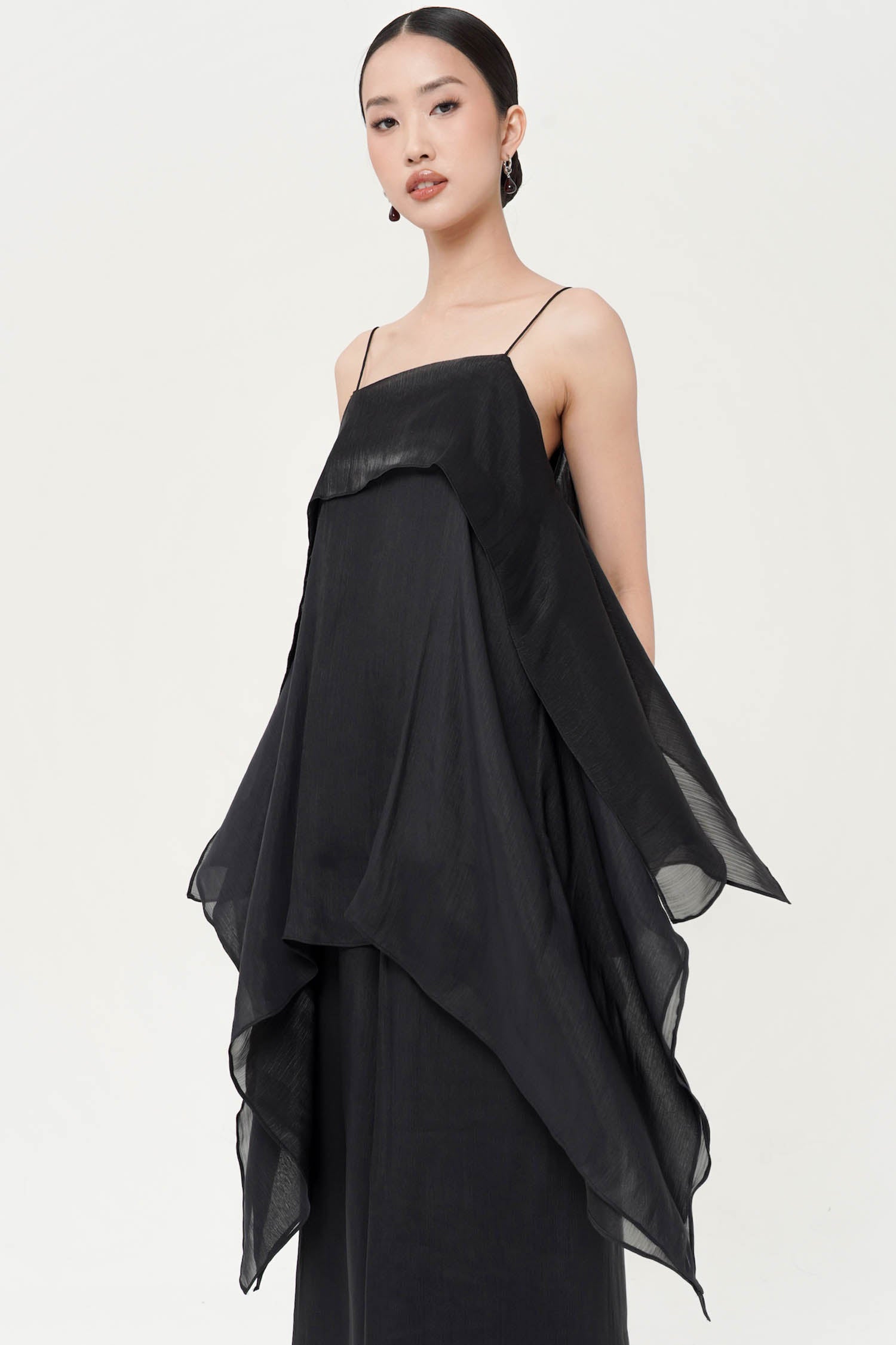 Estella Handkerchief Top In Black