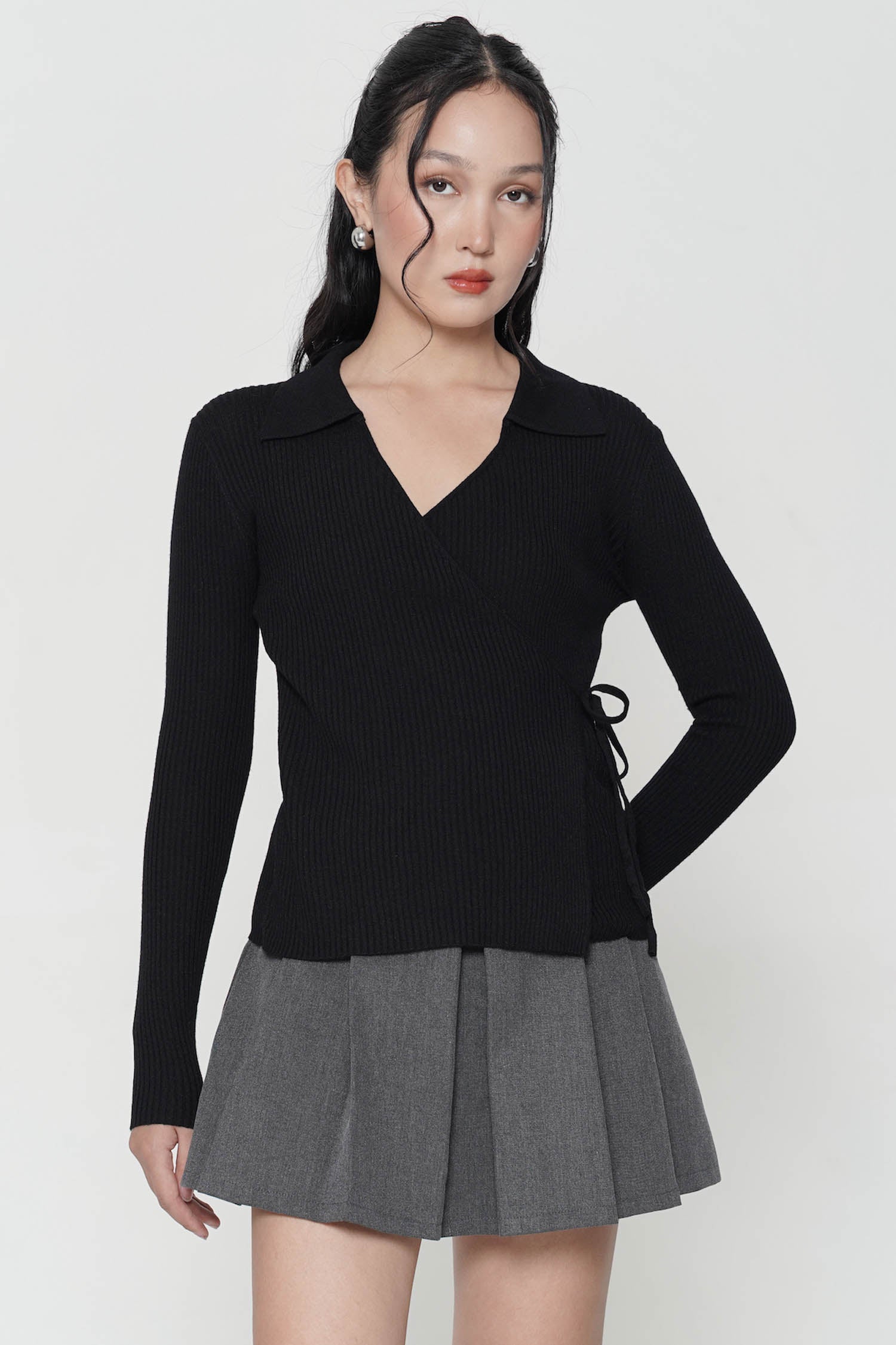 Izumi Wrap Top In Black