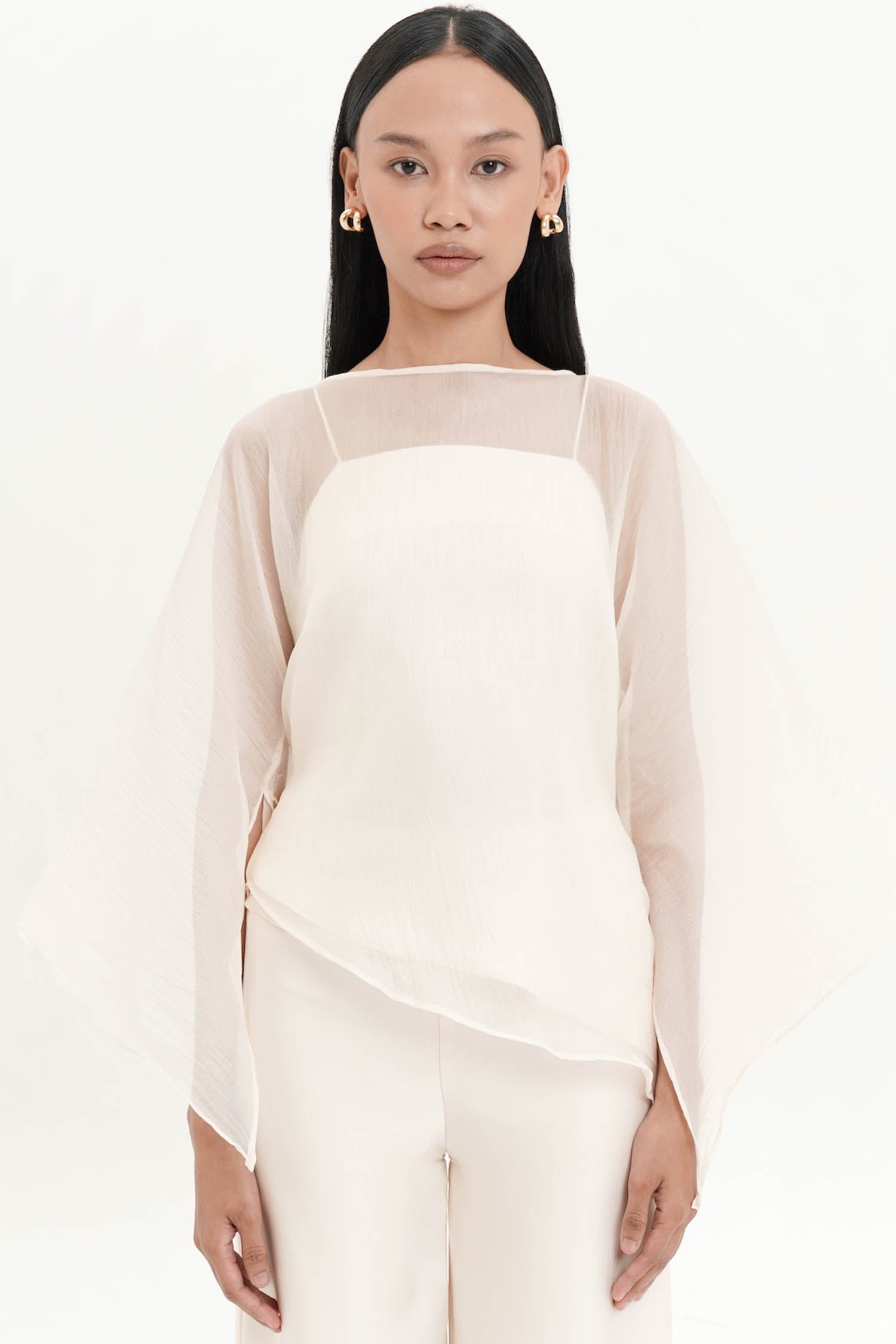 Elysia Long Sleeve Top In Ivory