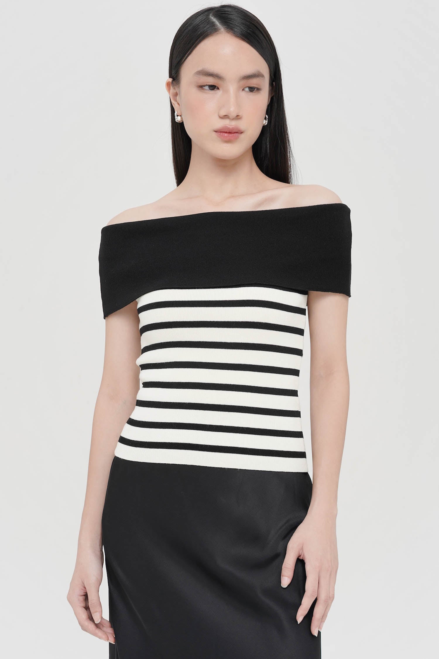 Aries Knit Off-shoulder Top In Stripes