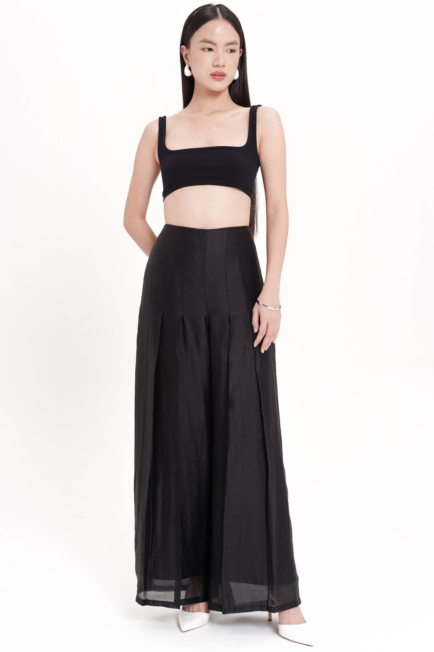 Cathan Trousers In Black