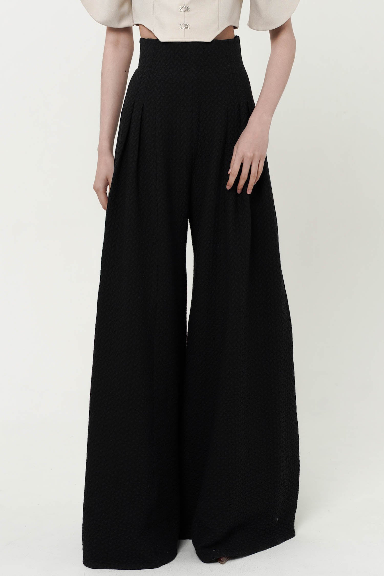 Carson Pants In Black
