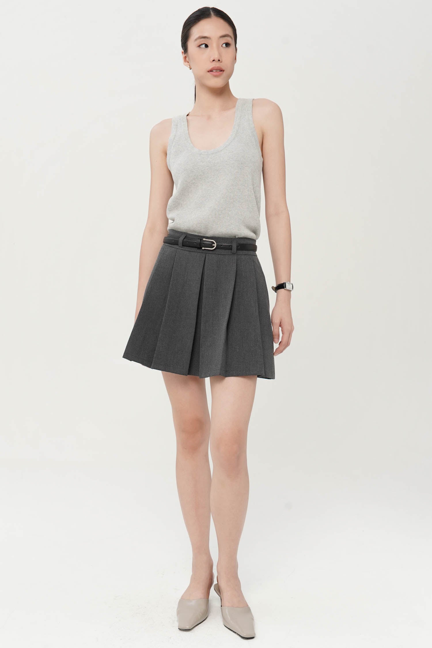 Abbie Pleated Mini Skort In Grey