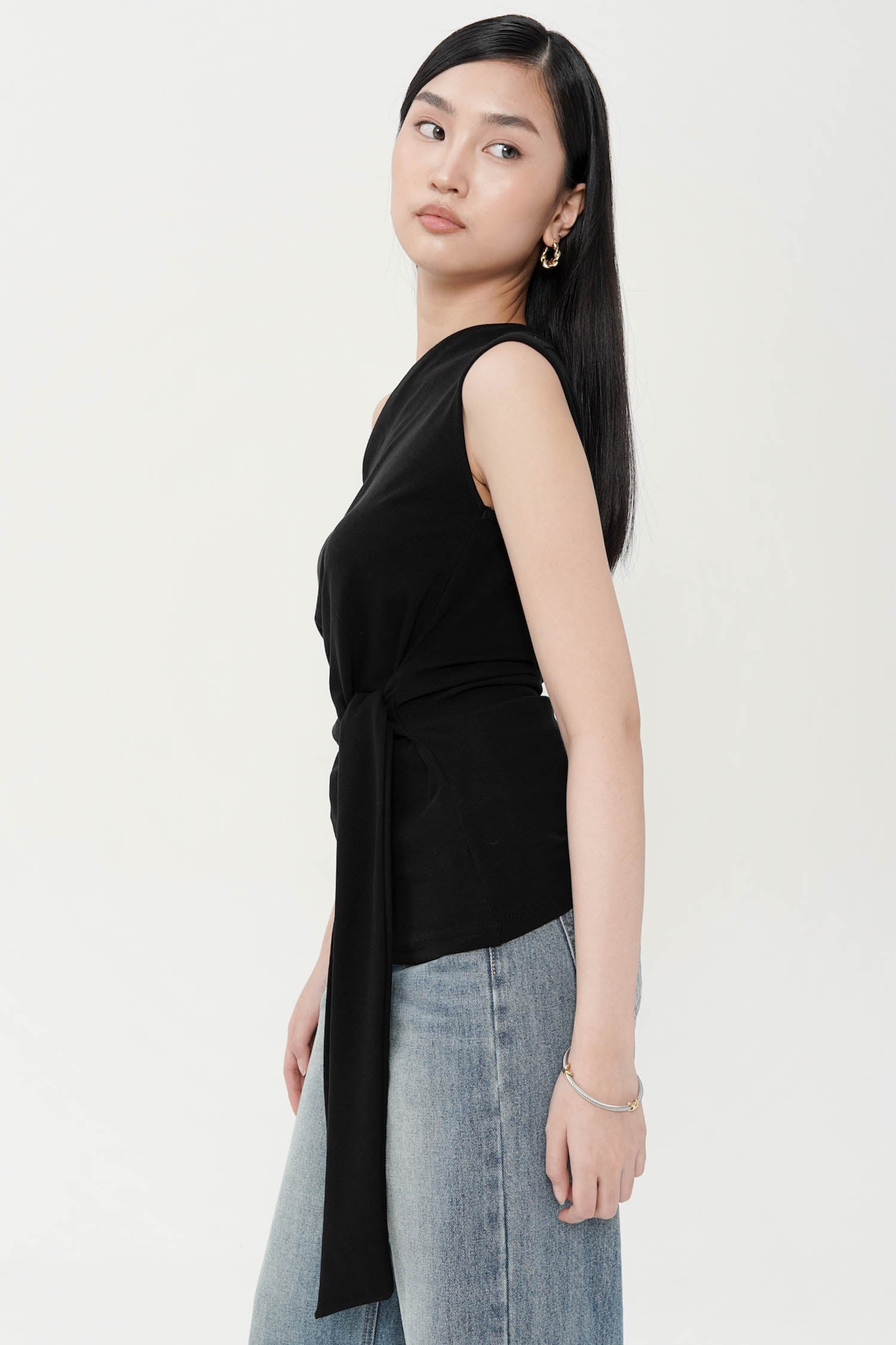Sutton Top In Black