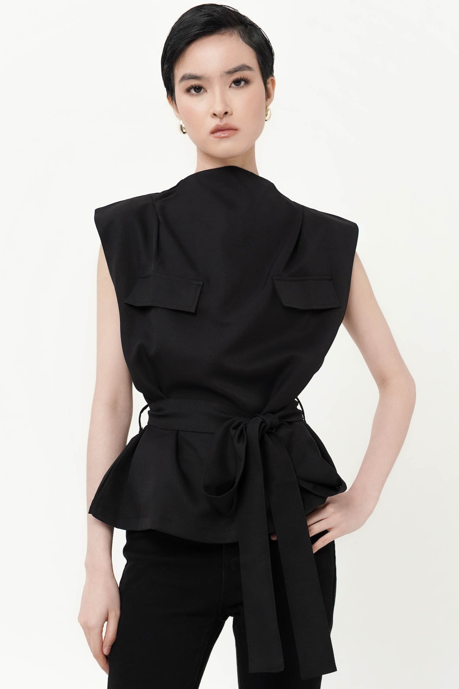 Syden Faux Pocket Boxy Top In Black