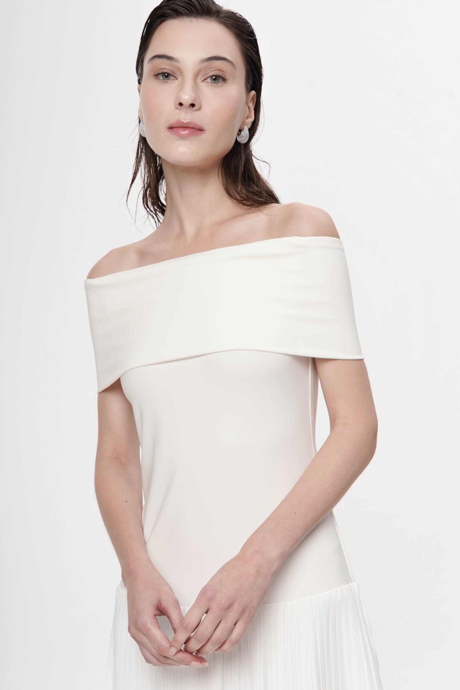 Quincy Dropwaist Pleats Dress In Broken White
