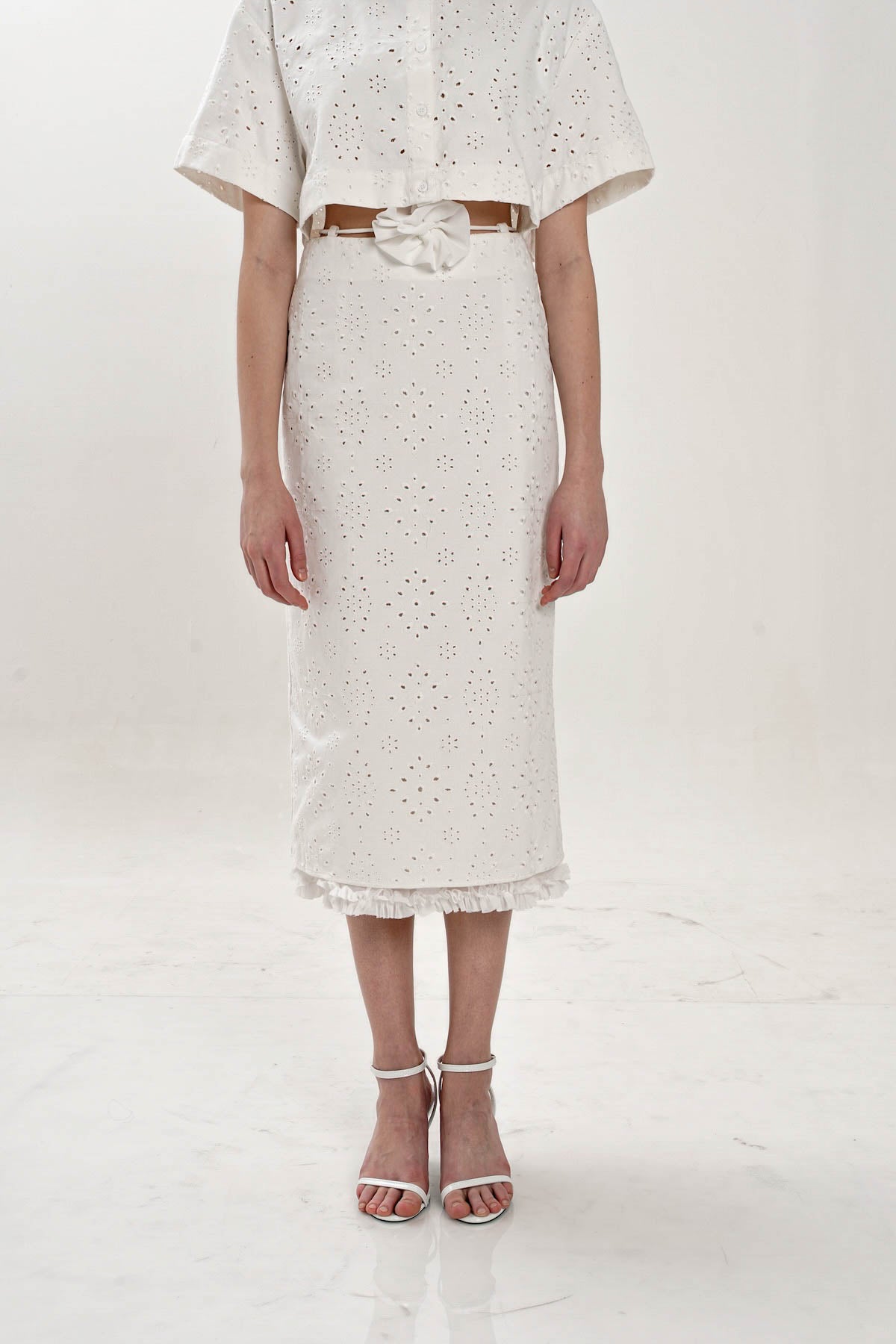 Iora Embroidered Midi Skirt In White