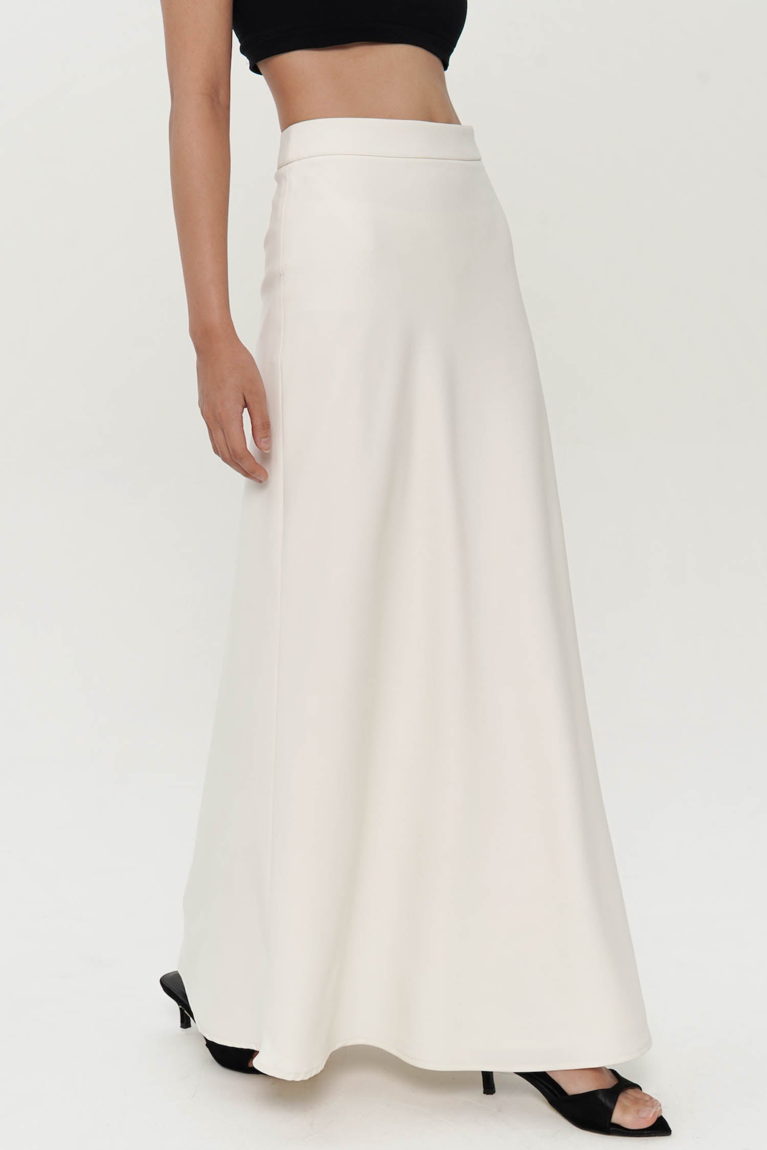 Bay Maxi Skirt In Broken White