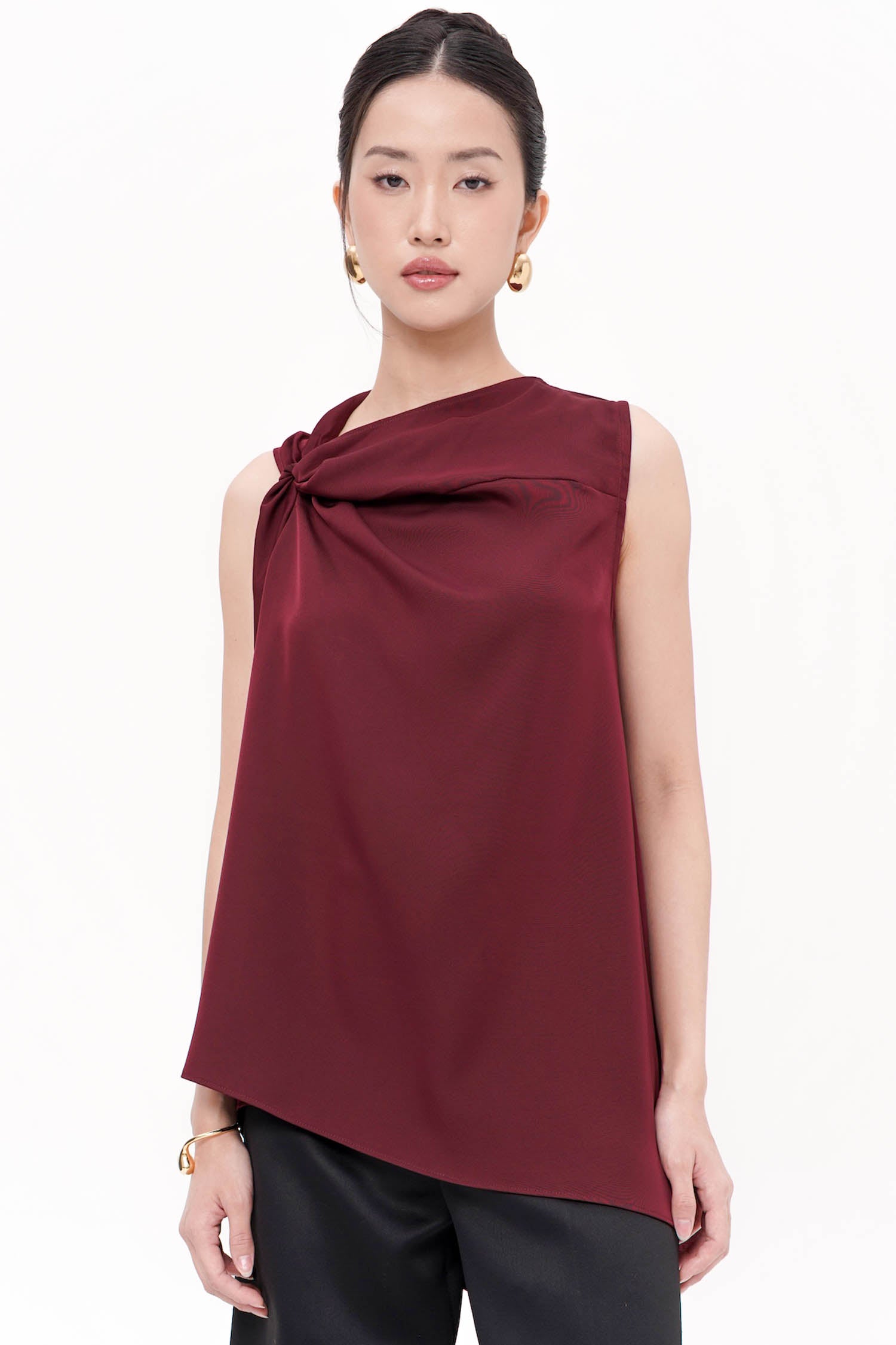 Nedrik Asymmetric Drape Top In Burgundy
