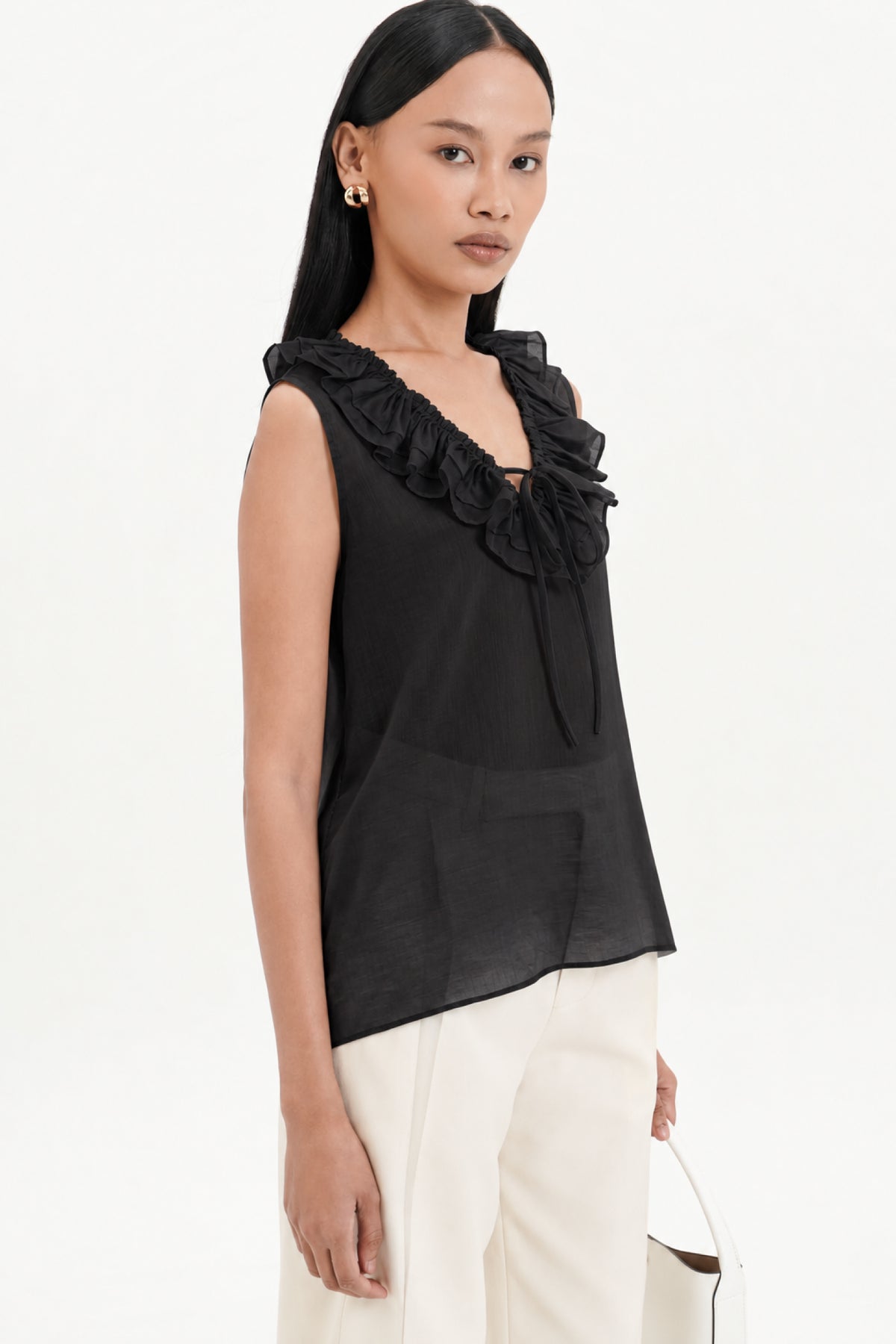 Madeline Sleeveless Ruffle Top In Black