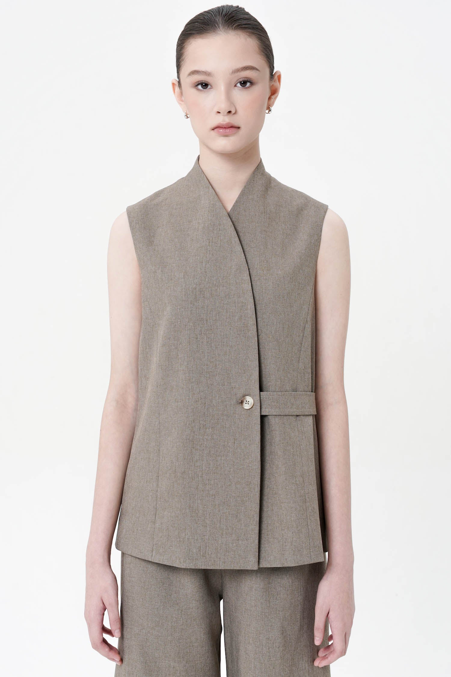 Elio Vest In ash Brown